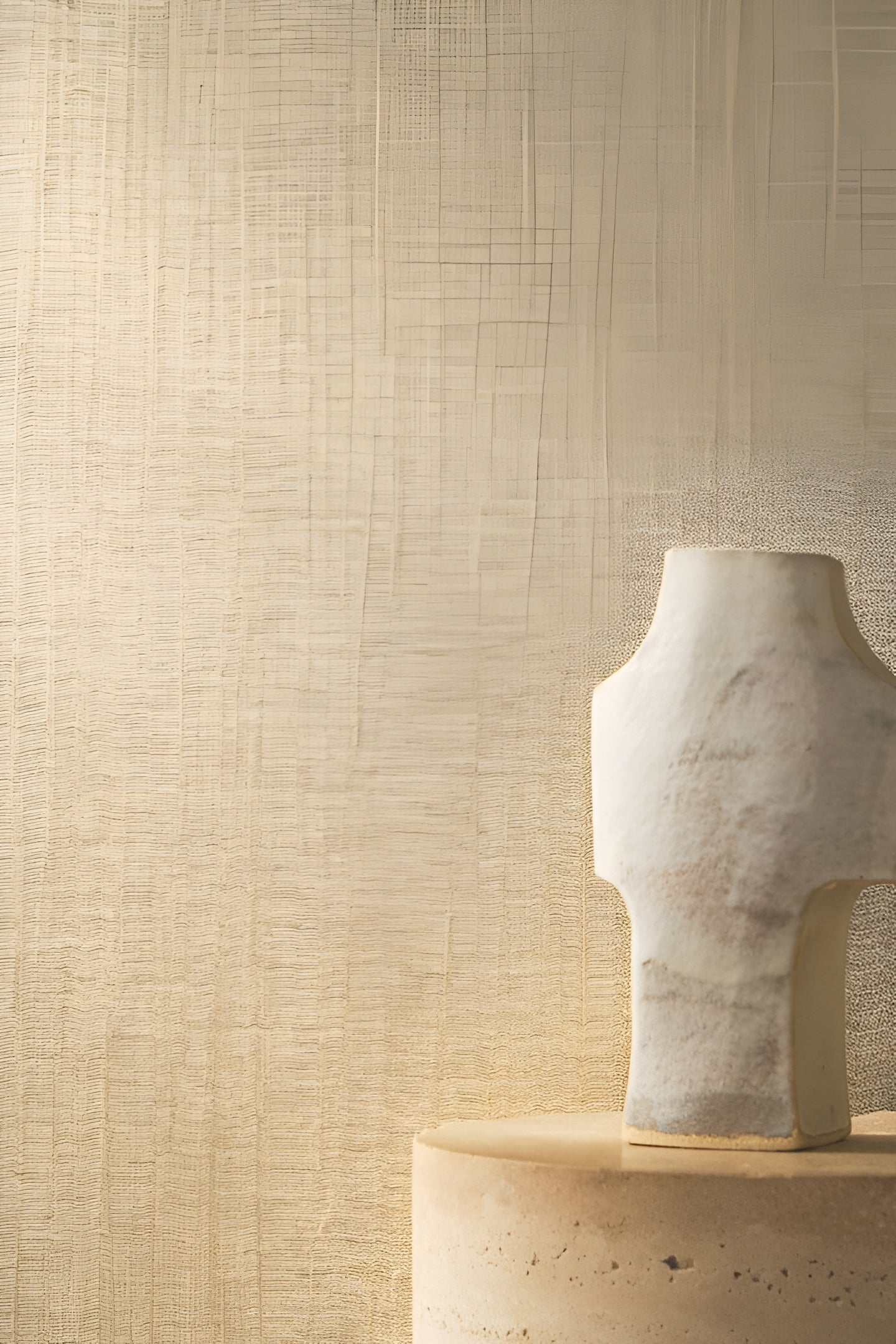 Textile wallpaper imitating canvas with an iridescent finish EGEA - NATUREL CHAMPAGNE DORÉ champagne with gold