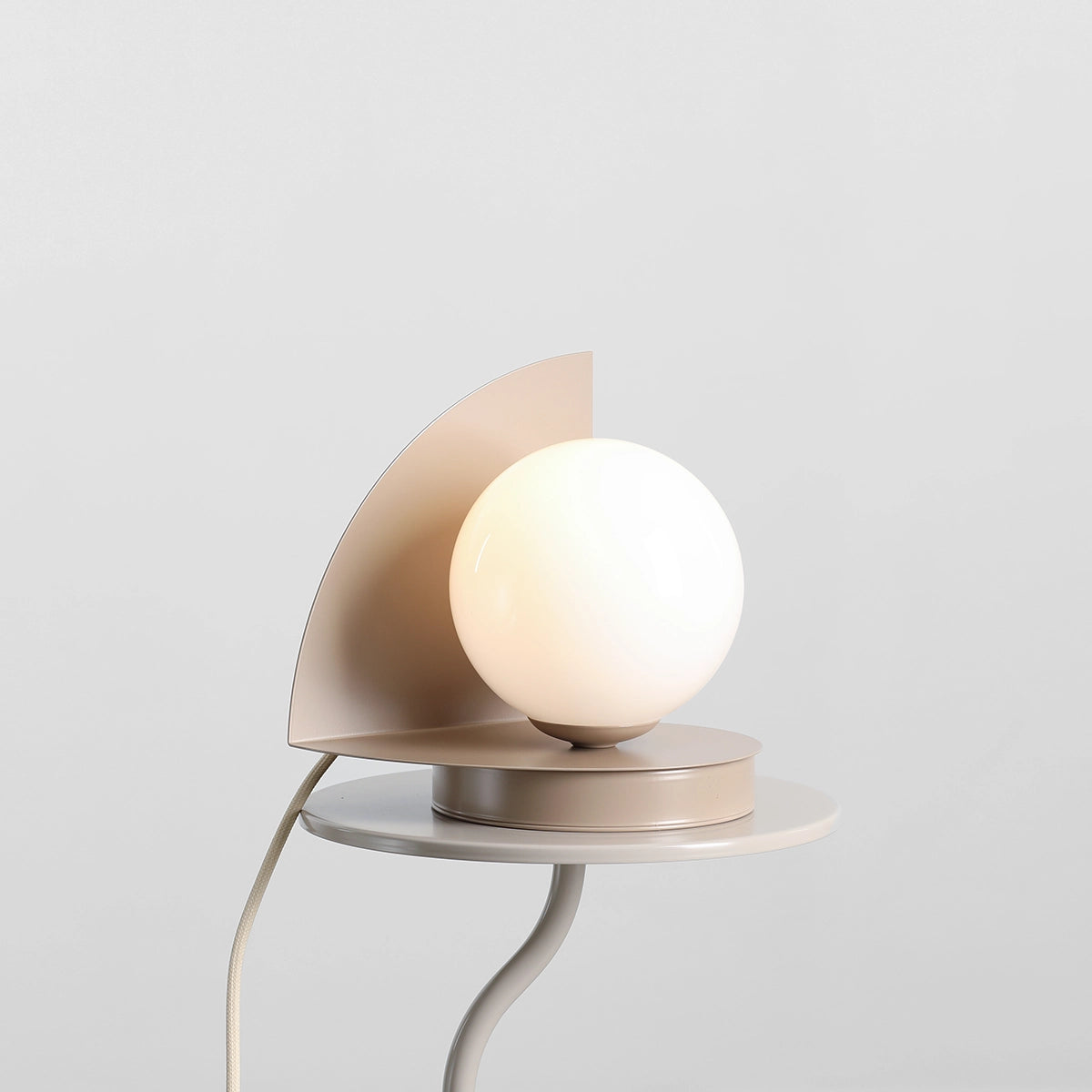 Loop beige table lamp