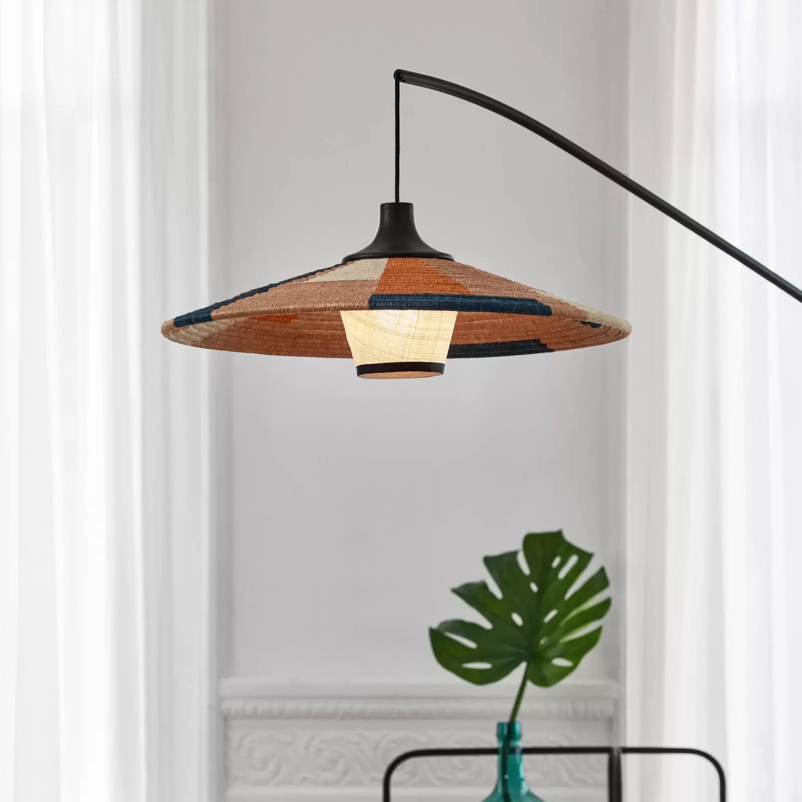 PARROT floor lamp with arm sand