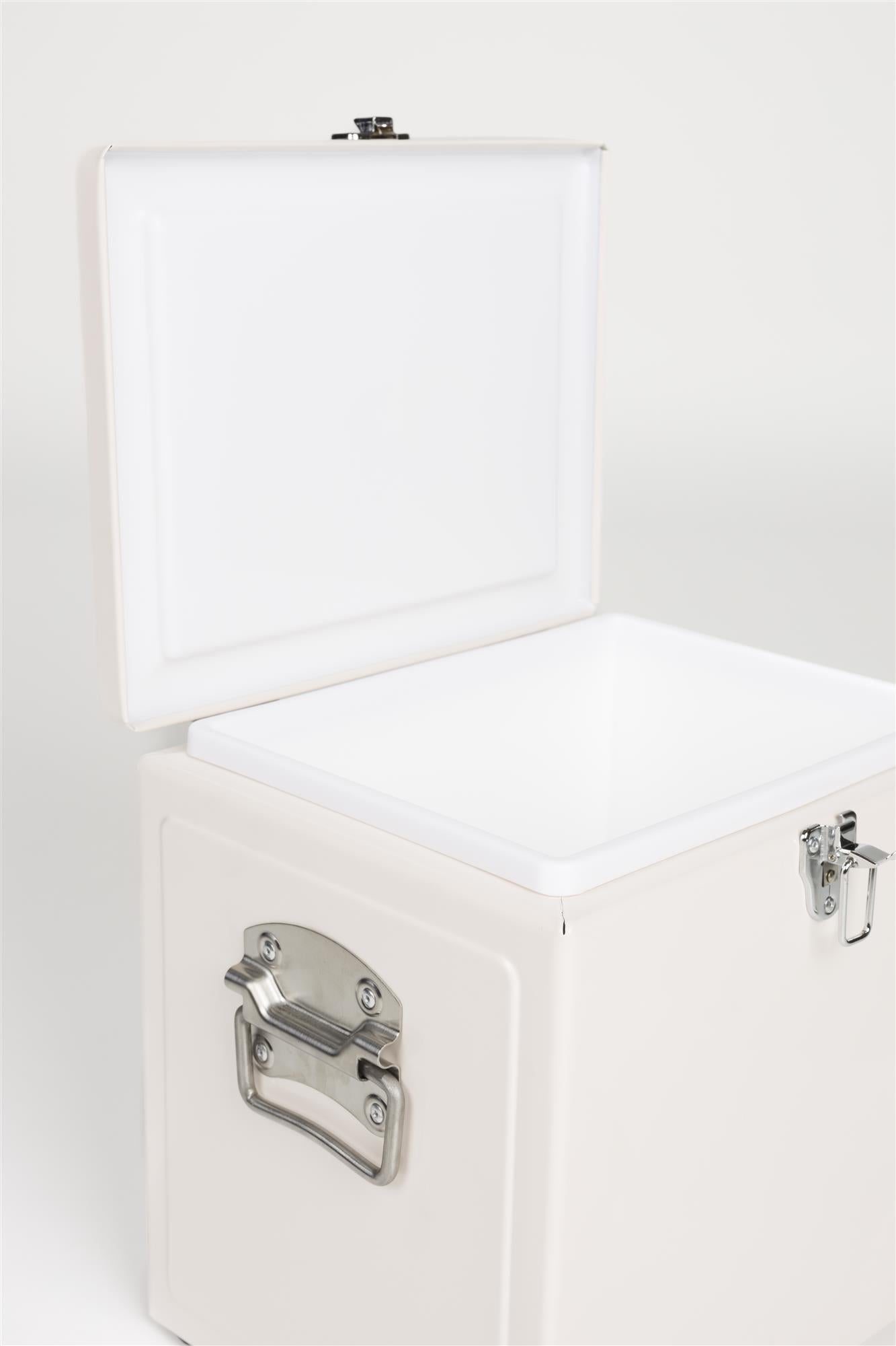 BE CUTE white portable fridge