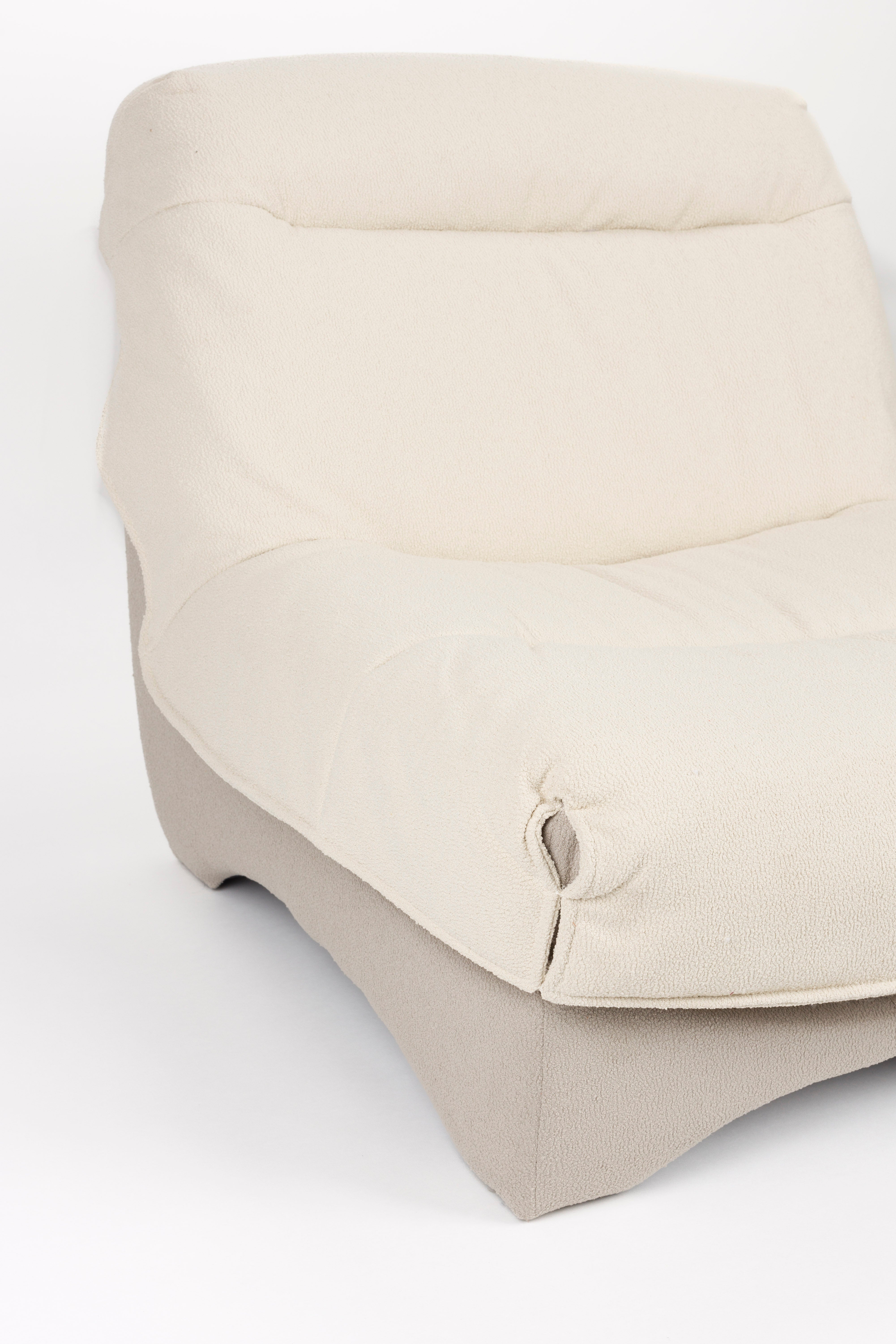 TWISTER beige armchair