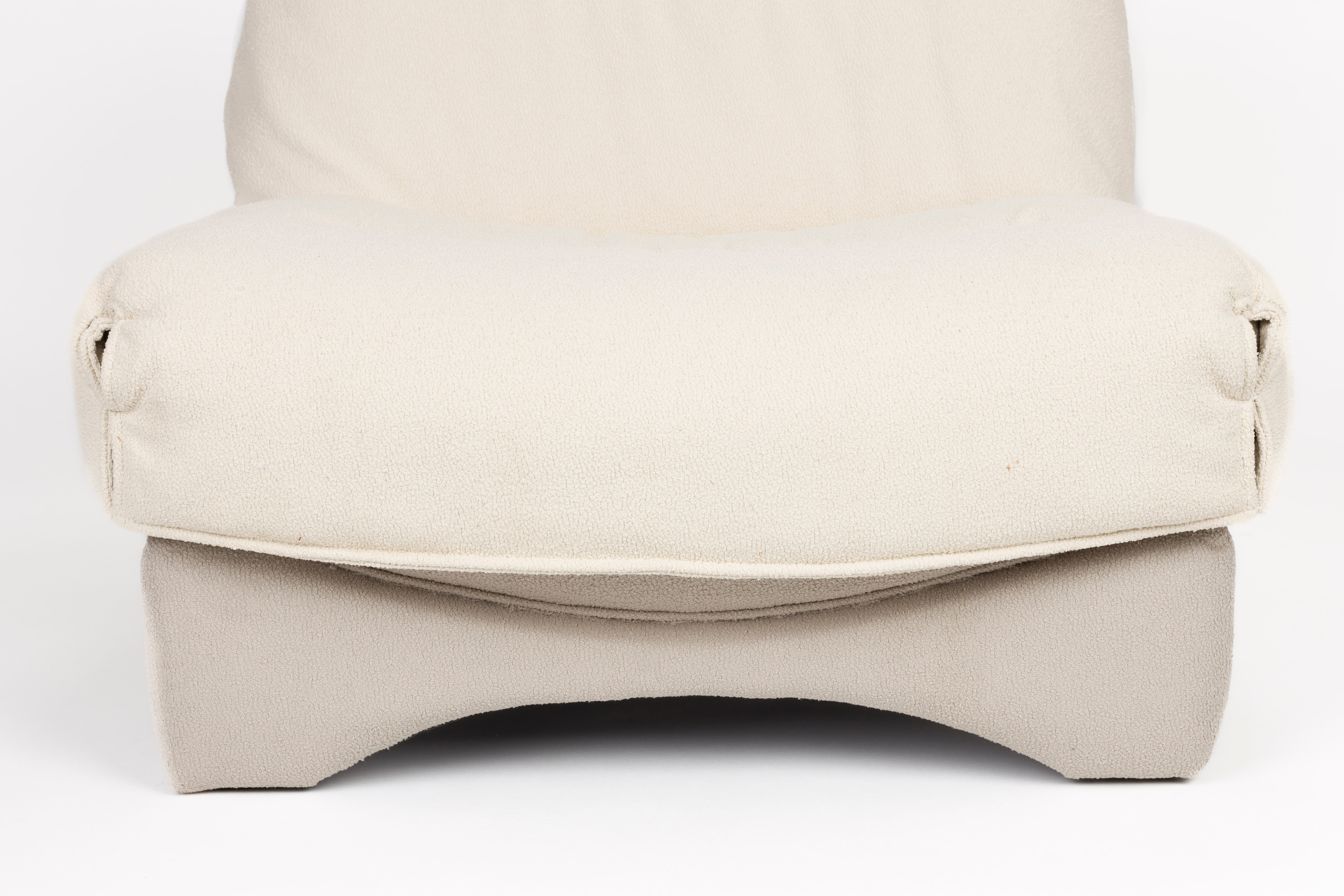 TWISTER beige armchair