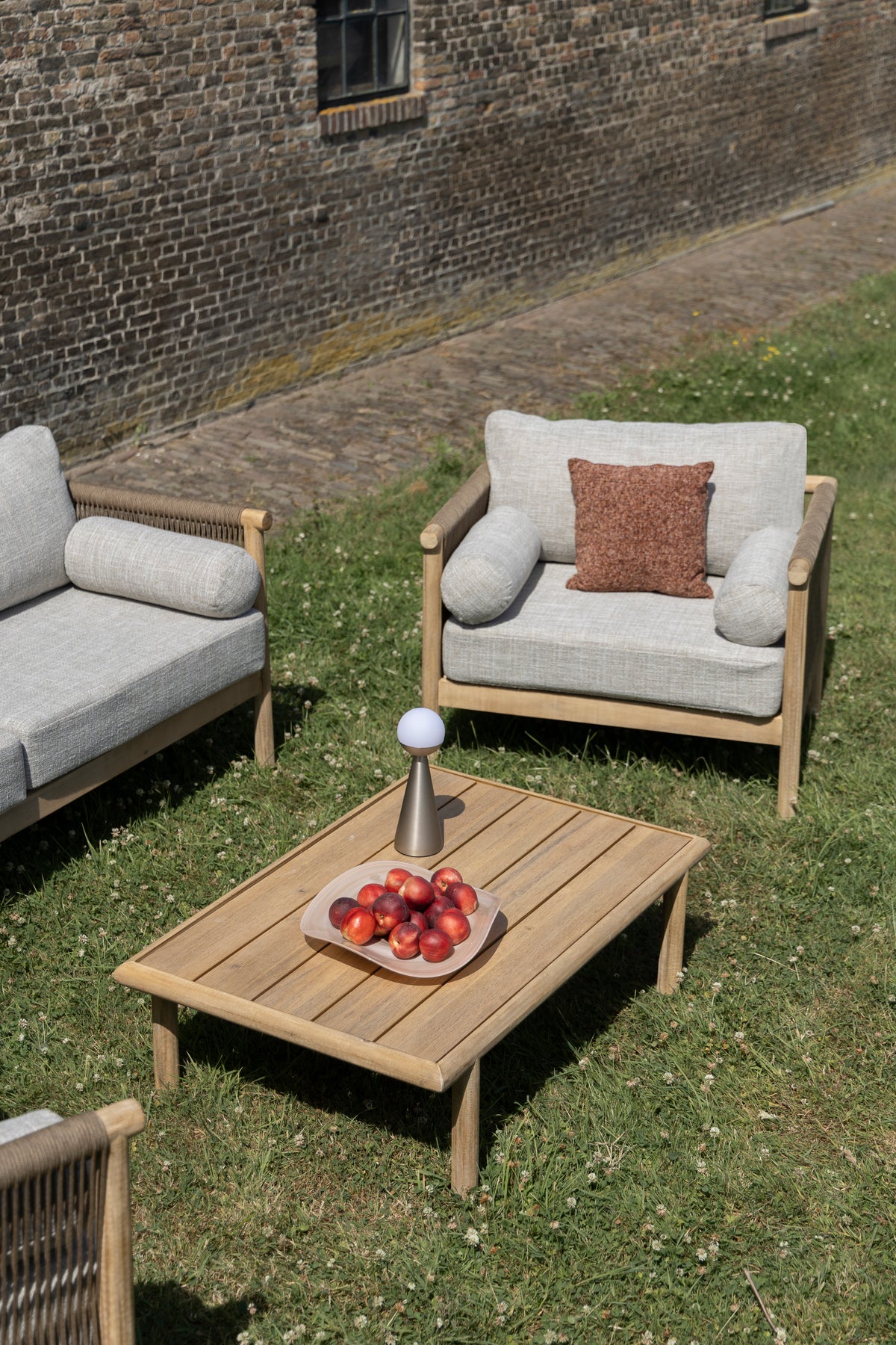 OASIS Gray Garden Furniture Set with Acacia Wood