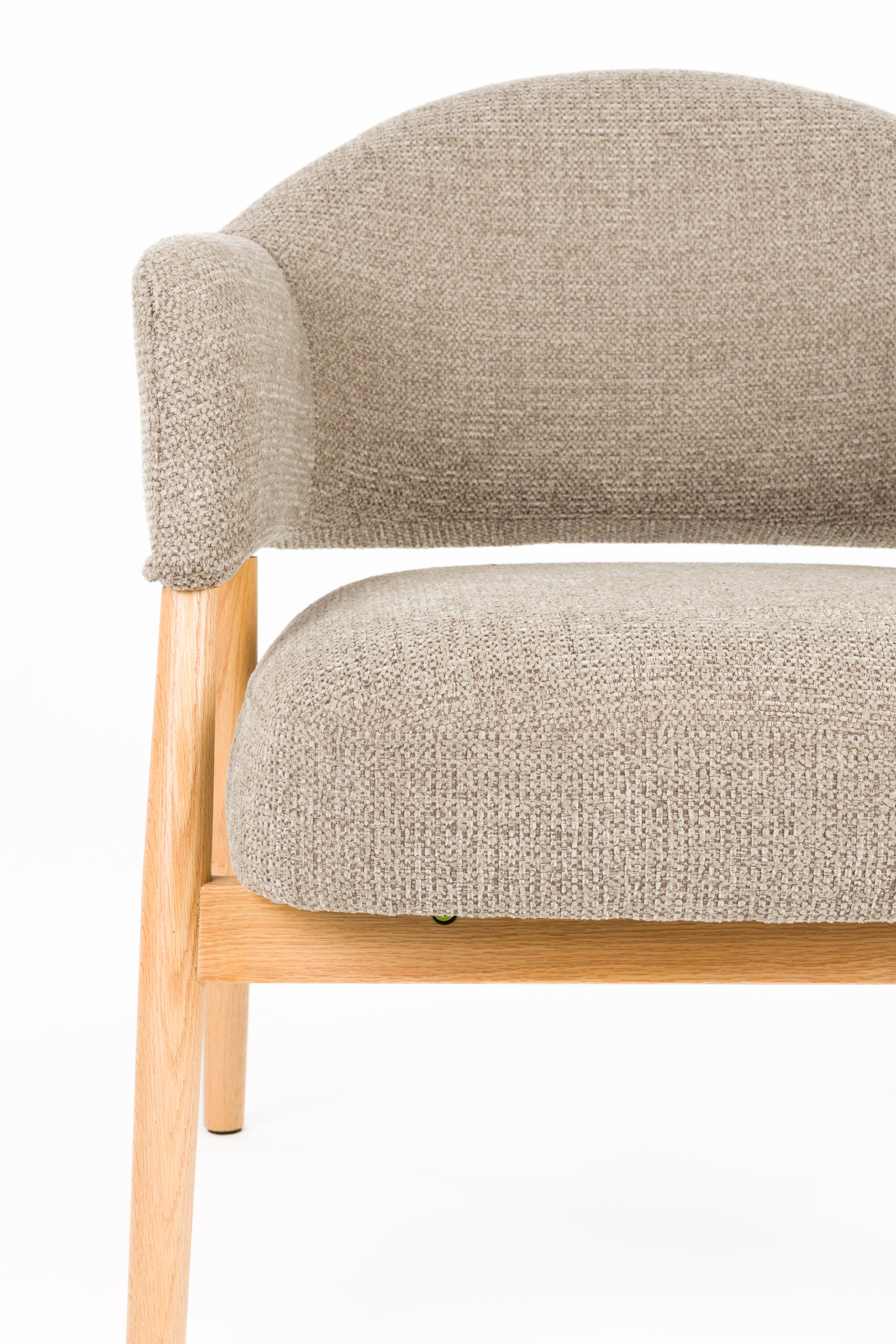 INDY brown armchair with wooden base