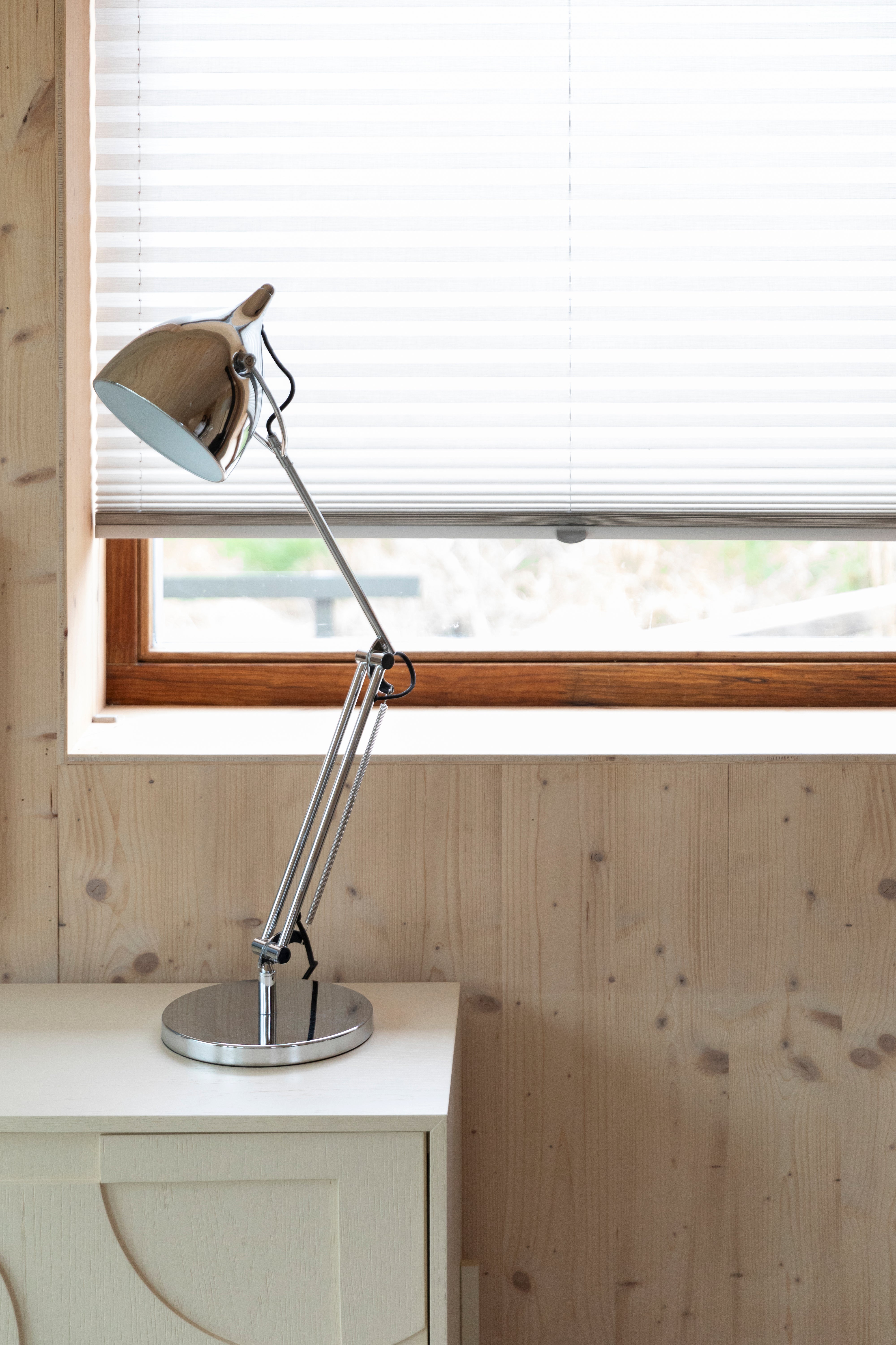 READER desk lamp silver