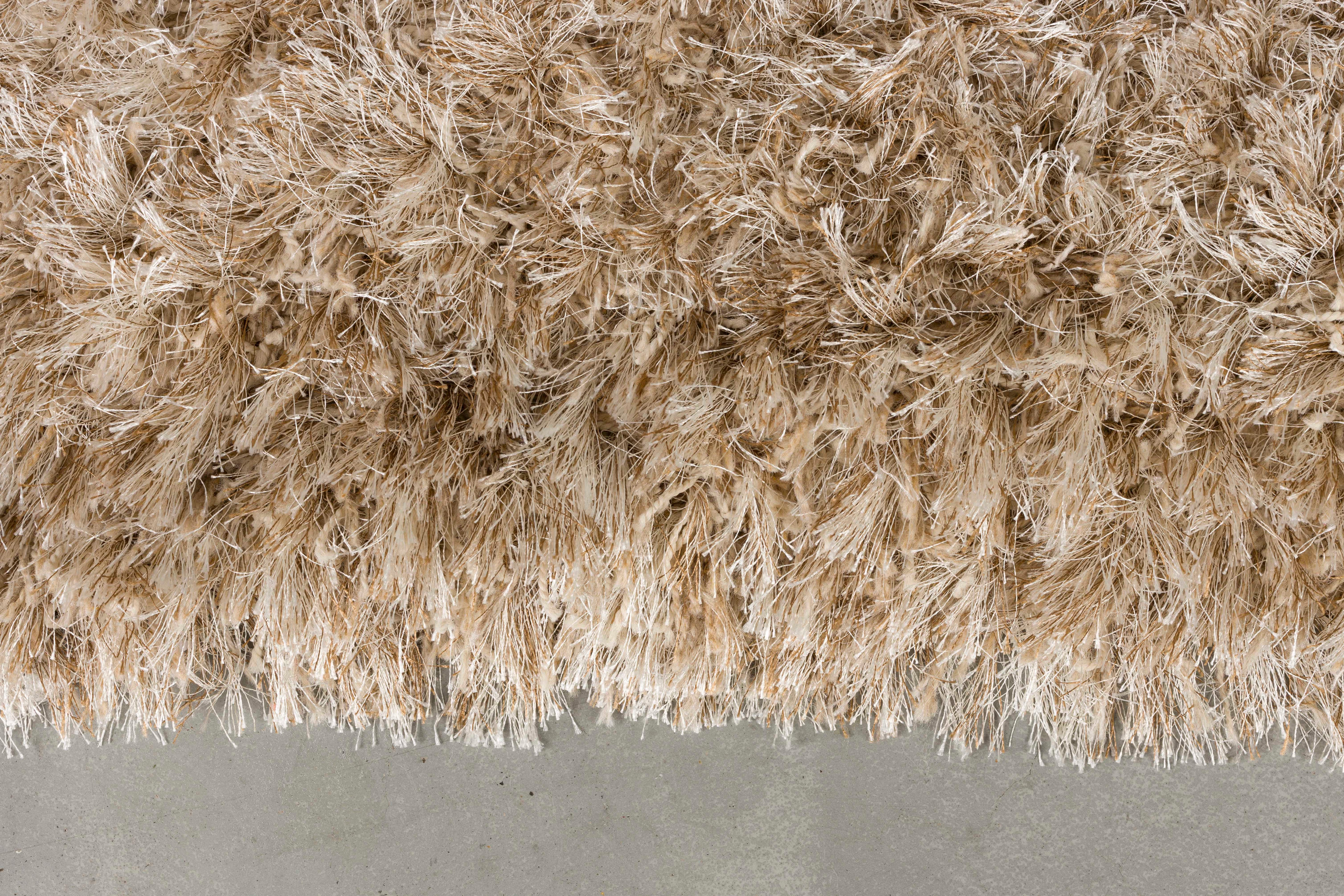 HAIRY beige rug