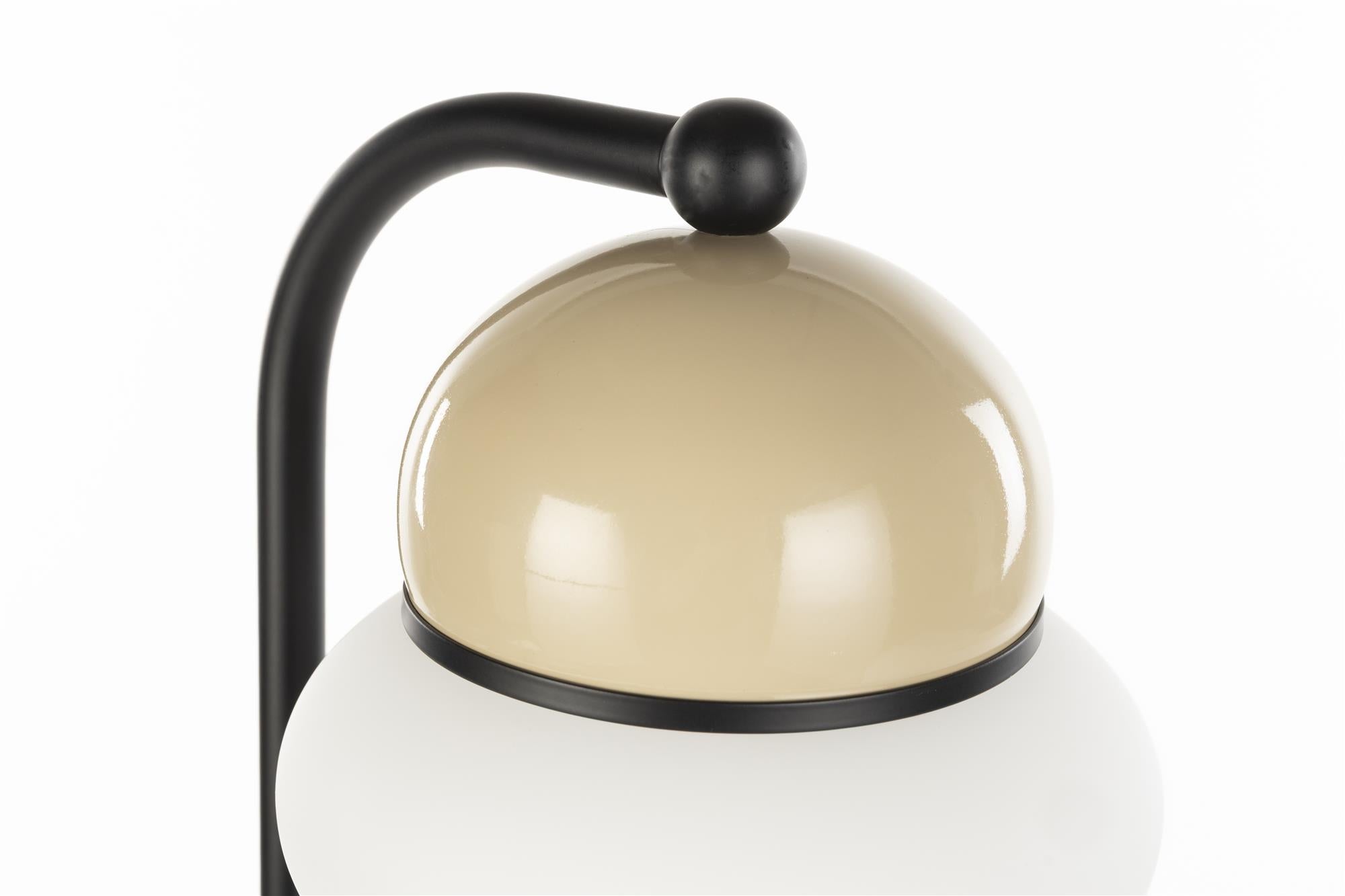 BUMBLE beige floor lamp with black finish