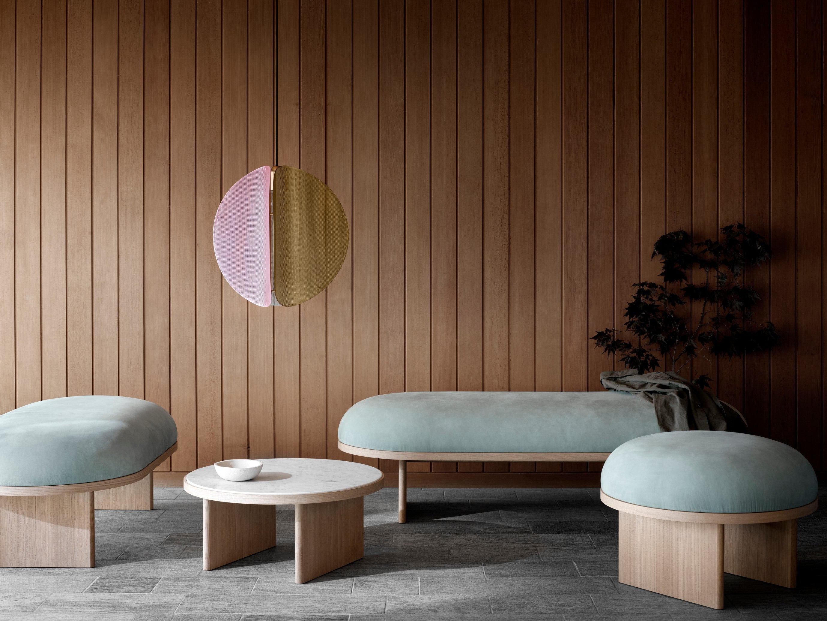 Pendelleuchte PROXIMA aus Messing mit Rosa