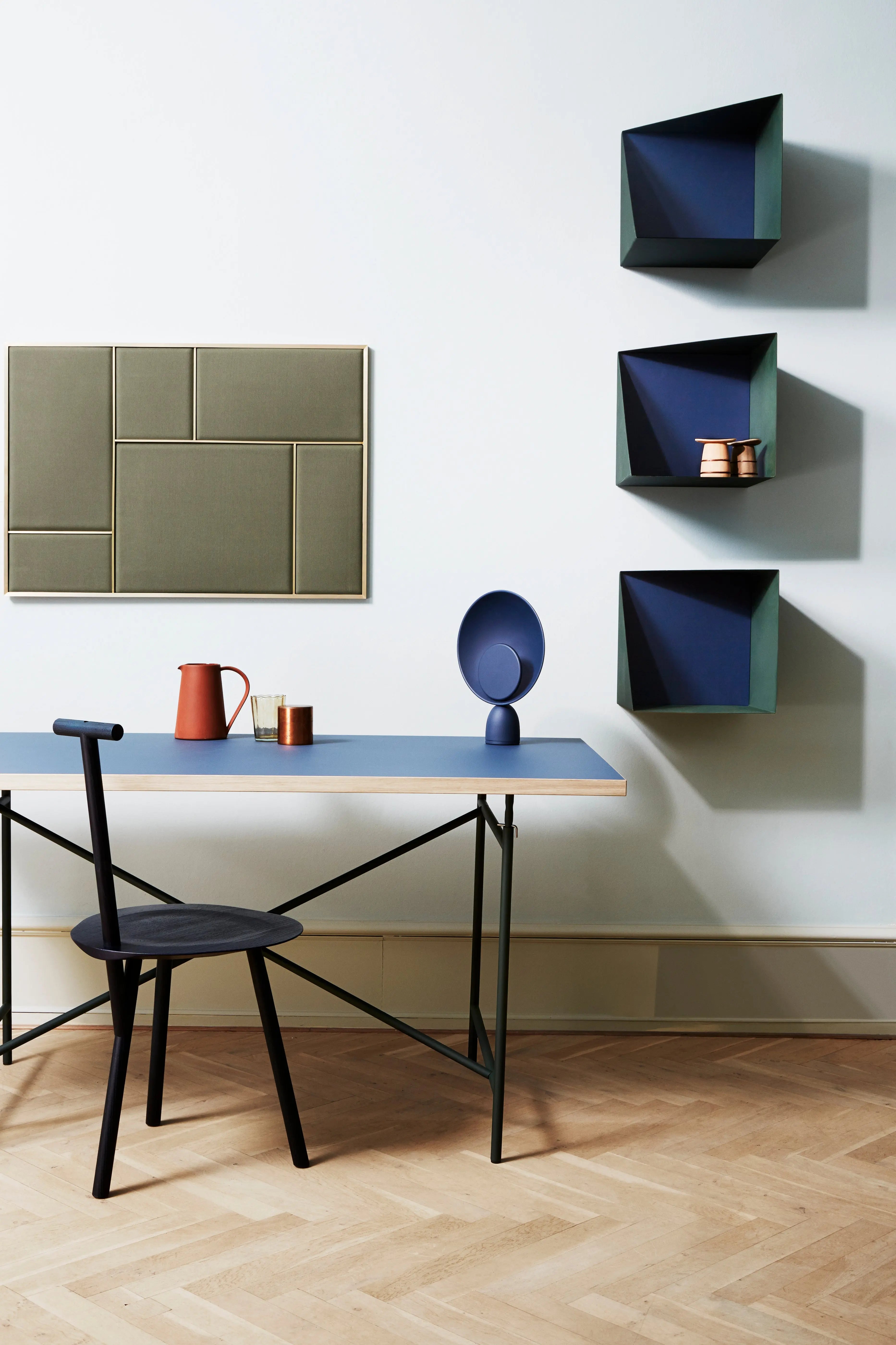 Półka wisząca WALL BOX niebieski – styl minimalistyczny
