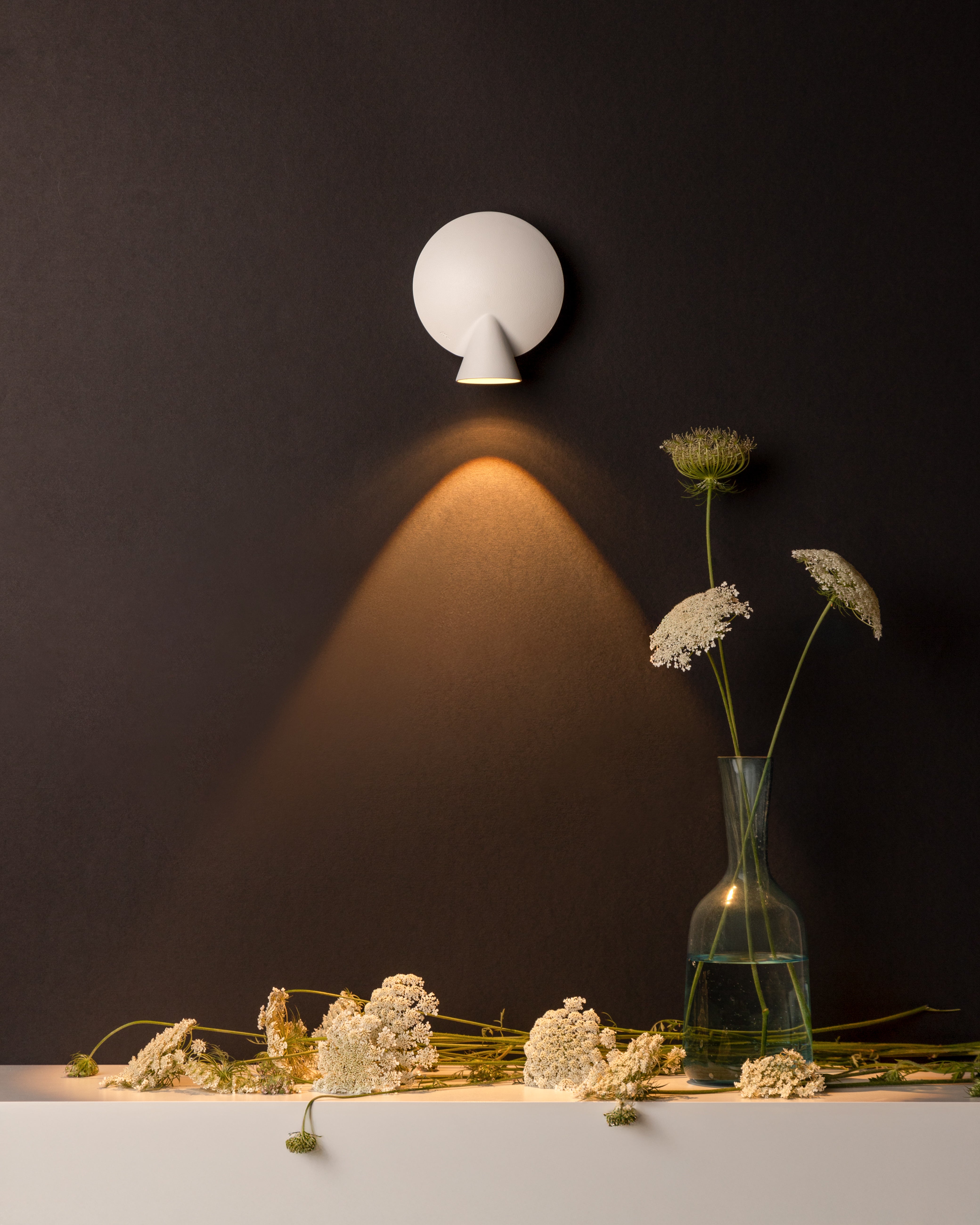 TORTUGA White Wall Lamp