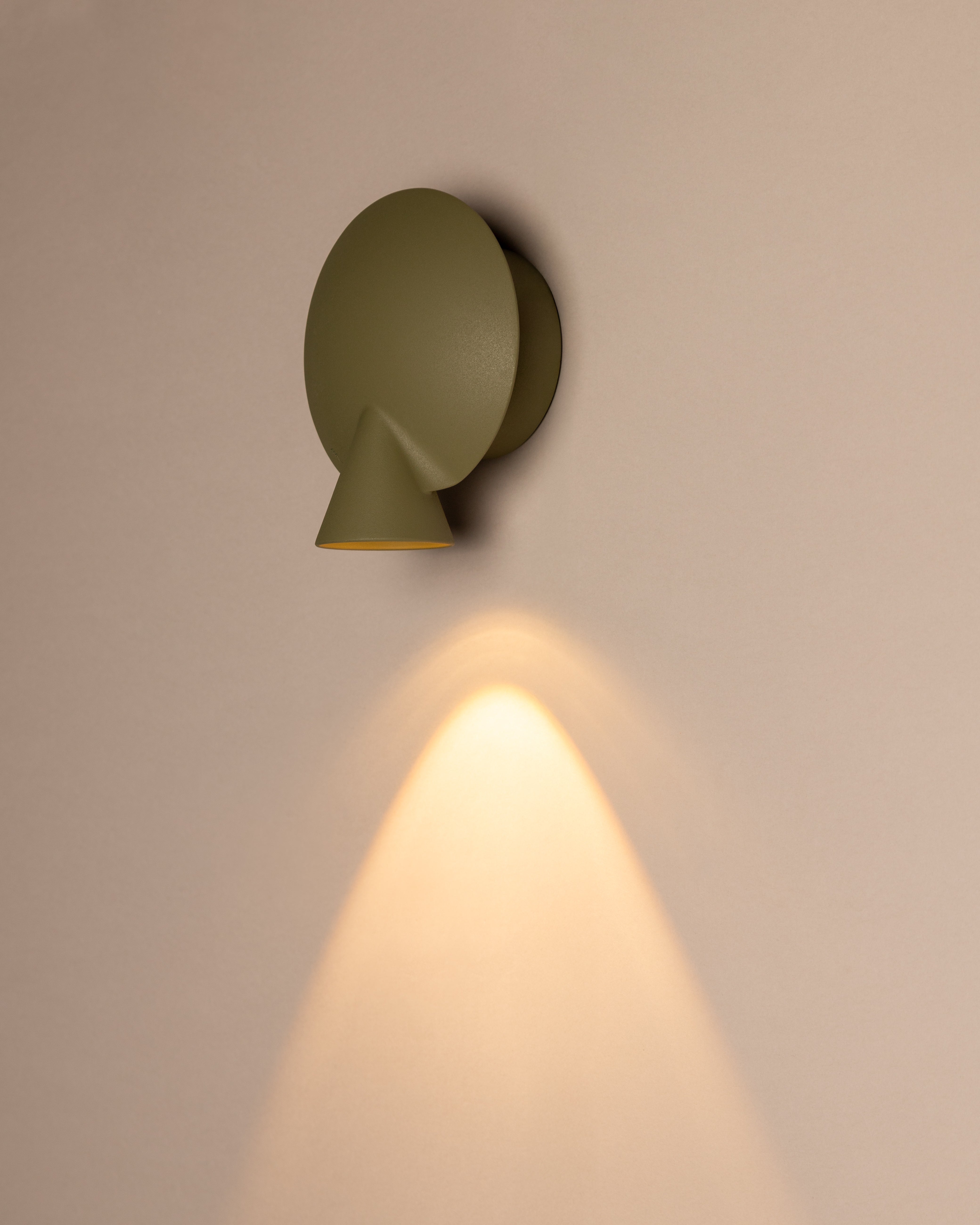 TORTUGA Green Wall Lamp