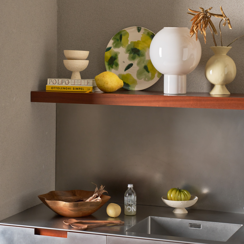 Glass vase VAN cream