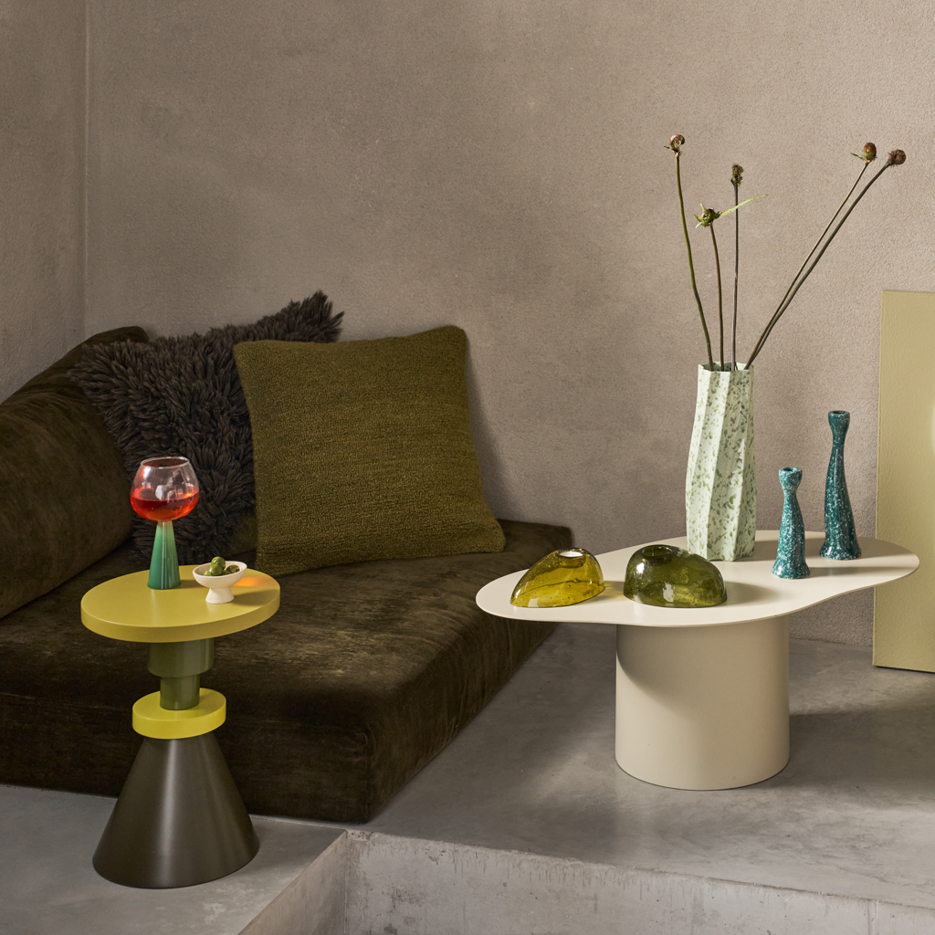 Beistelltisch GJENG grün mit gelb