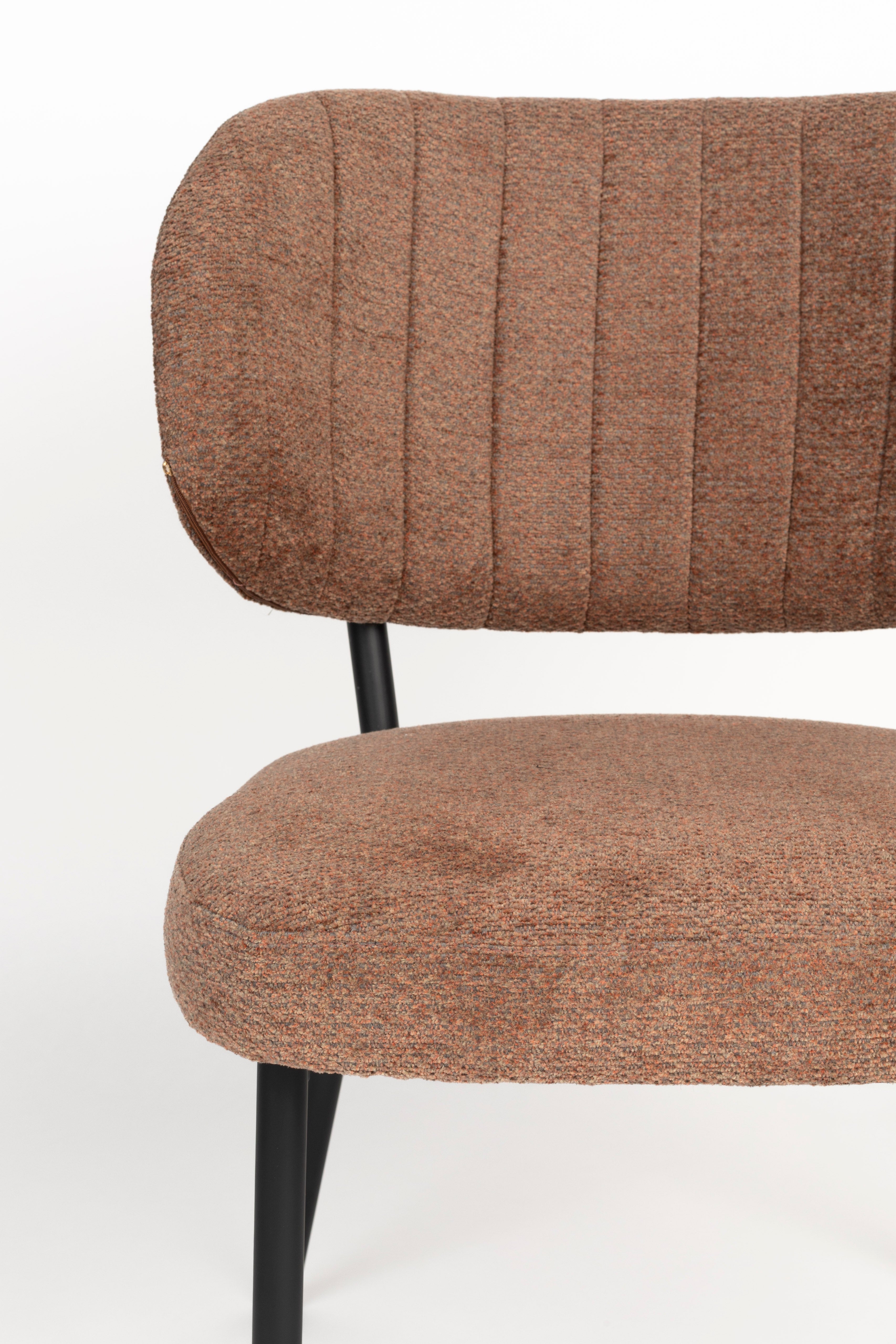 Sanne cinnamon chair with a black base