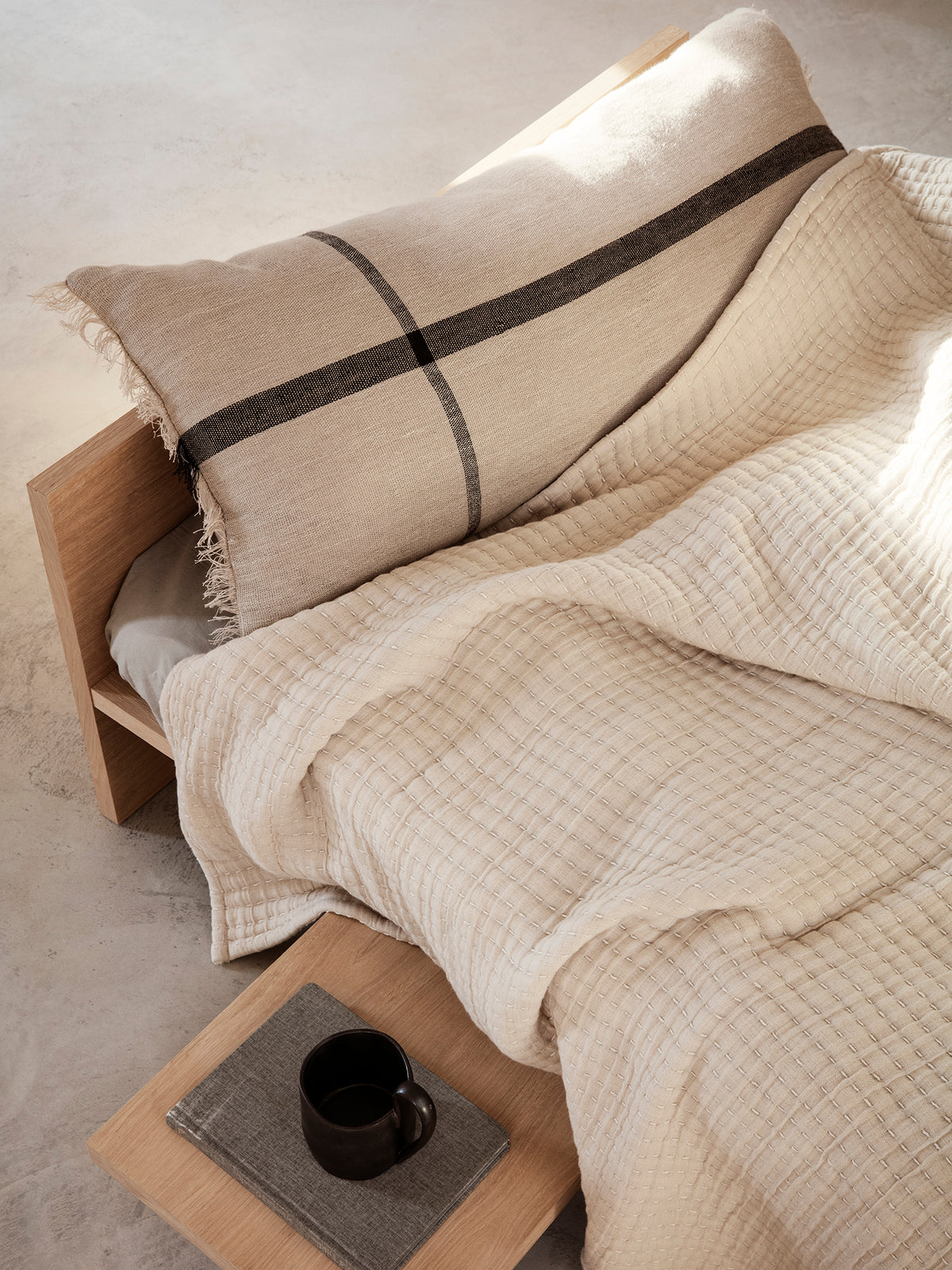 Quilted bedspread DAZE sand
