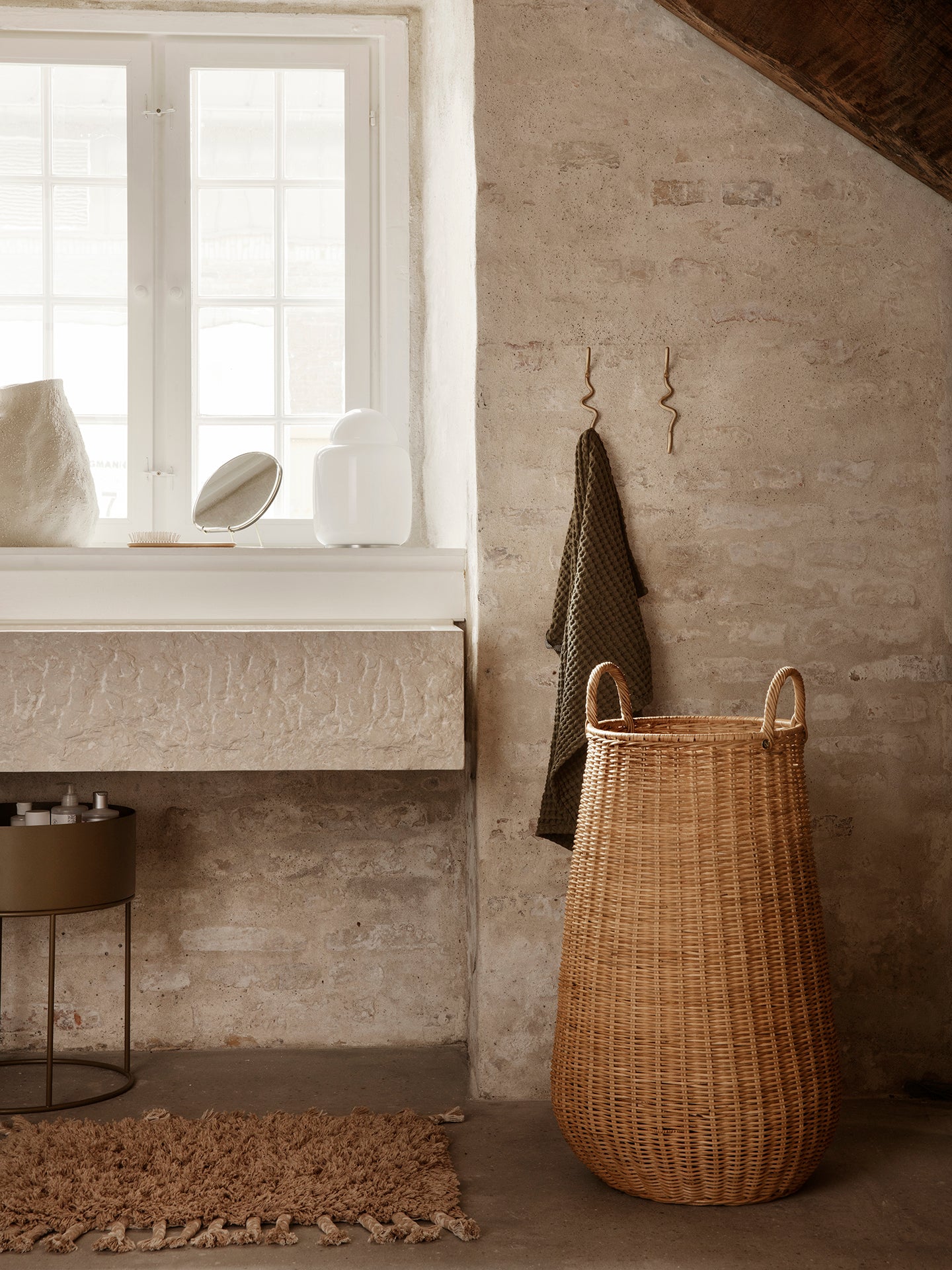 AMASS WHITE PEPPER sand bathroom mat