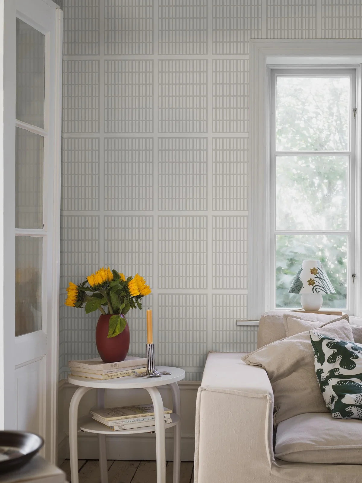 ALVAR AALTO 14/6 White and Gray Geometric Pattern Wallpaper