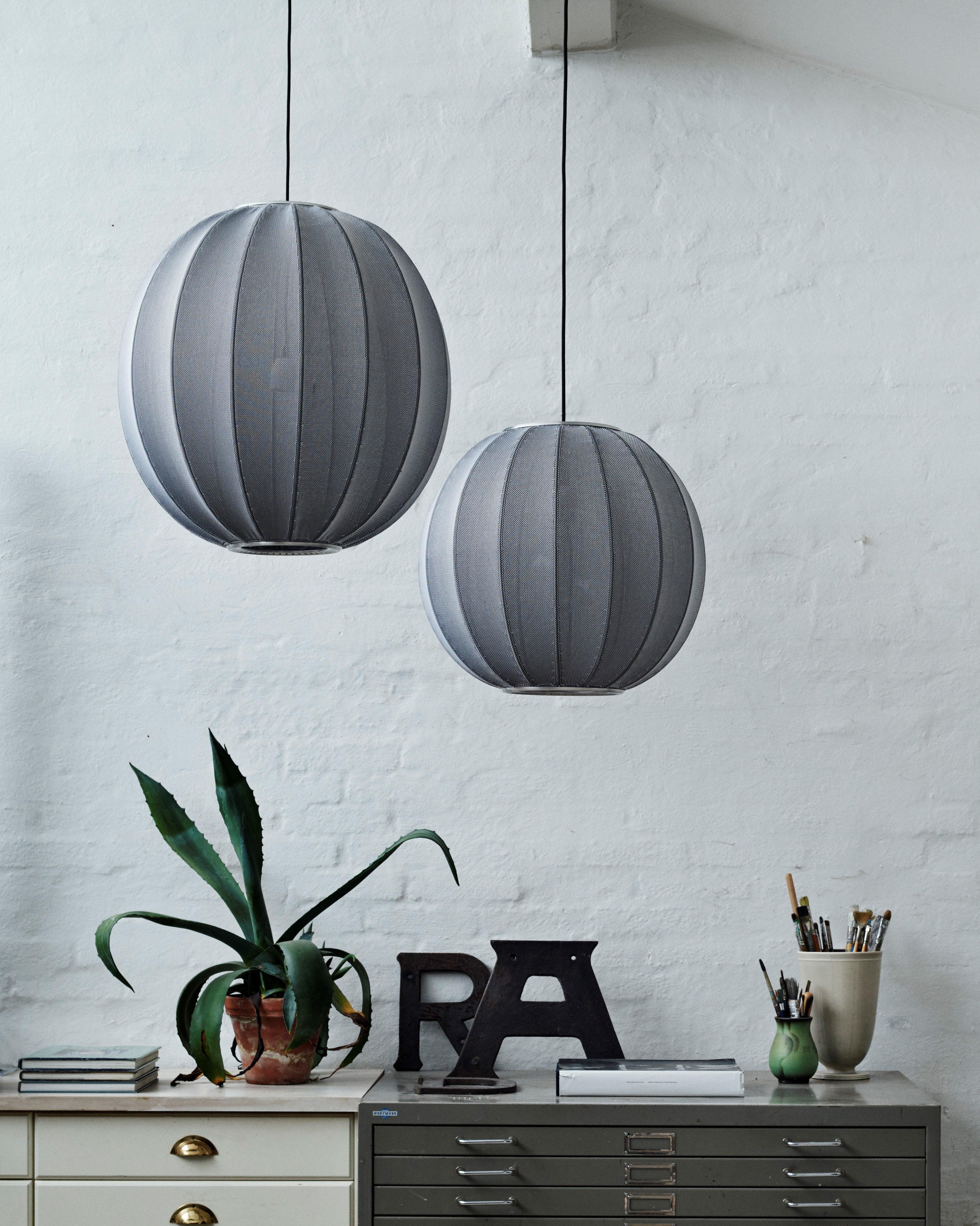 Strick-auf runde hängende Lampe schwarz