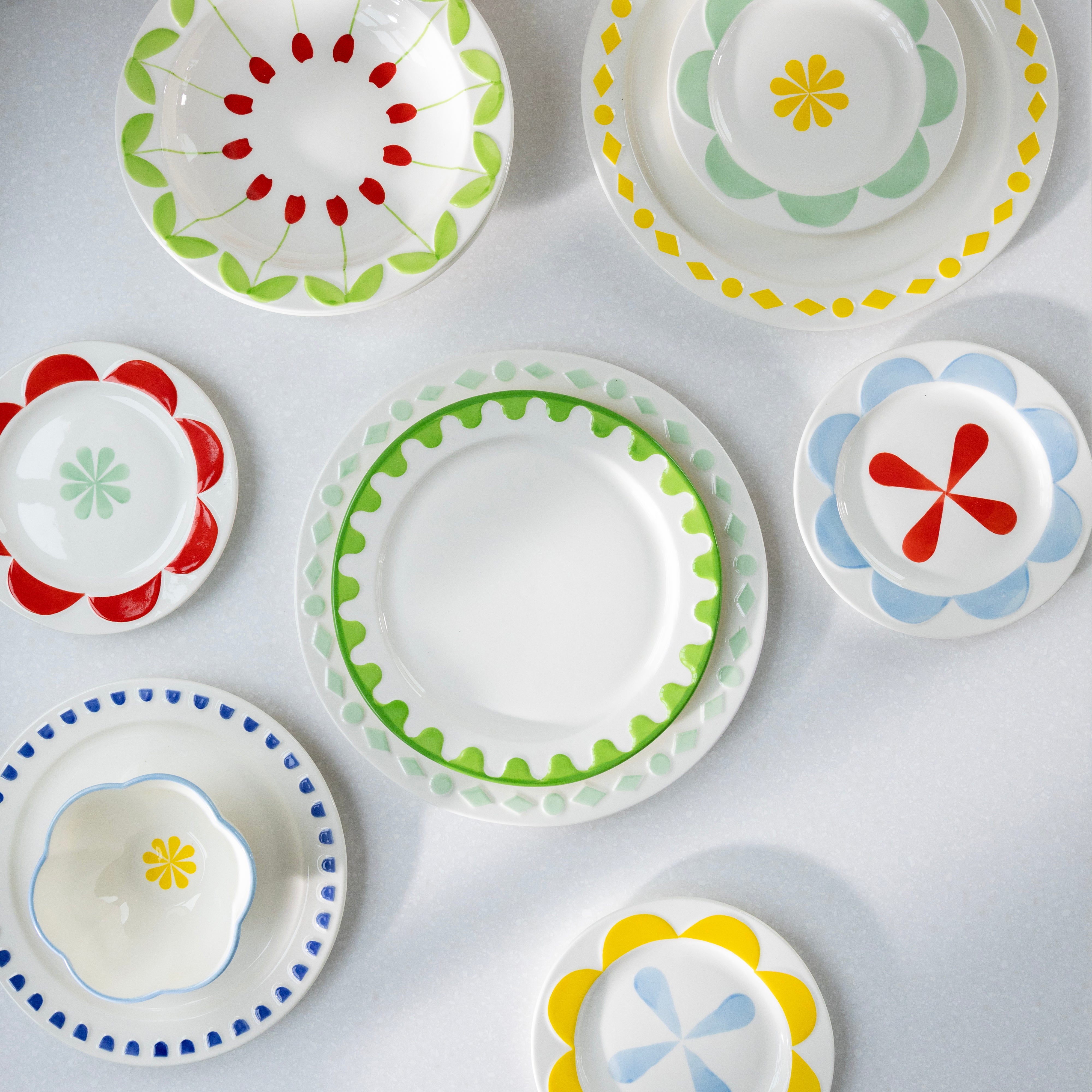 FOLK white dinner plate set with mint