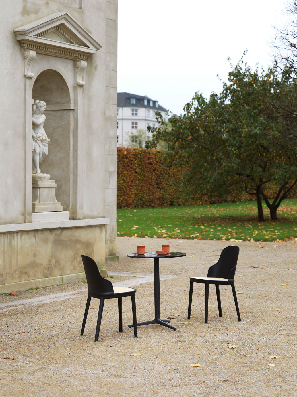 Allez PP Black chair with Ultra leather upholstery