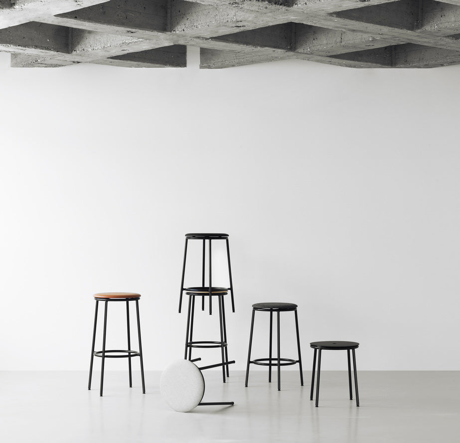 Circa Black Aluminium Bar Stuhl