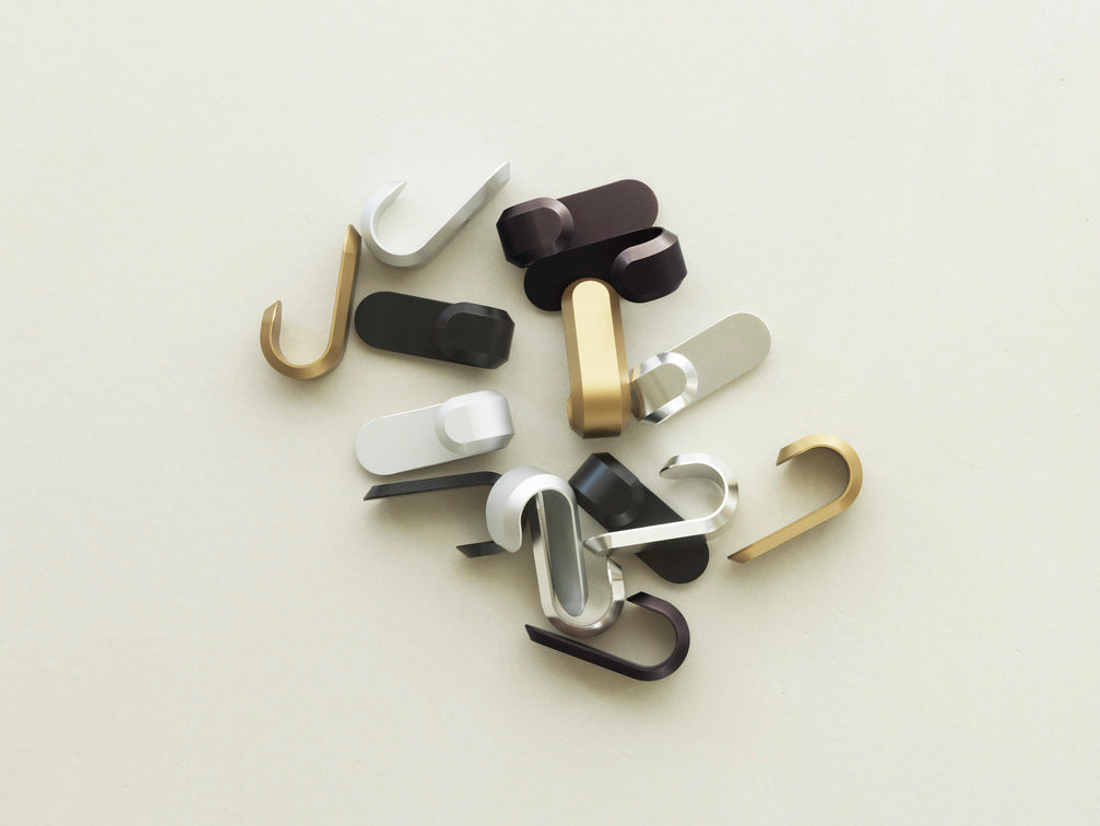 Set von CURVE Kleiderhaken silber