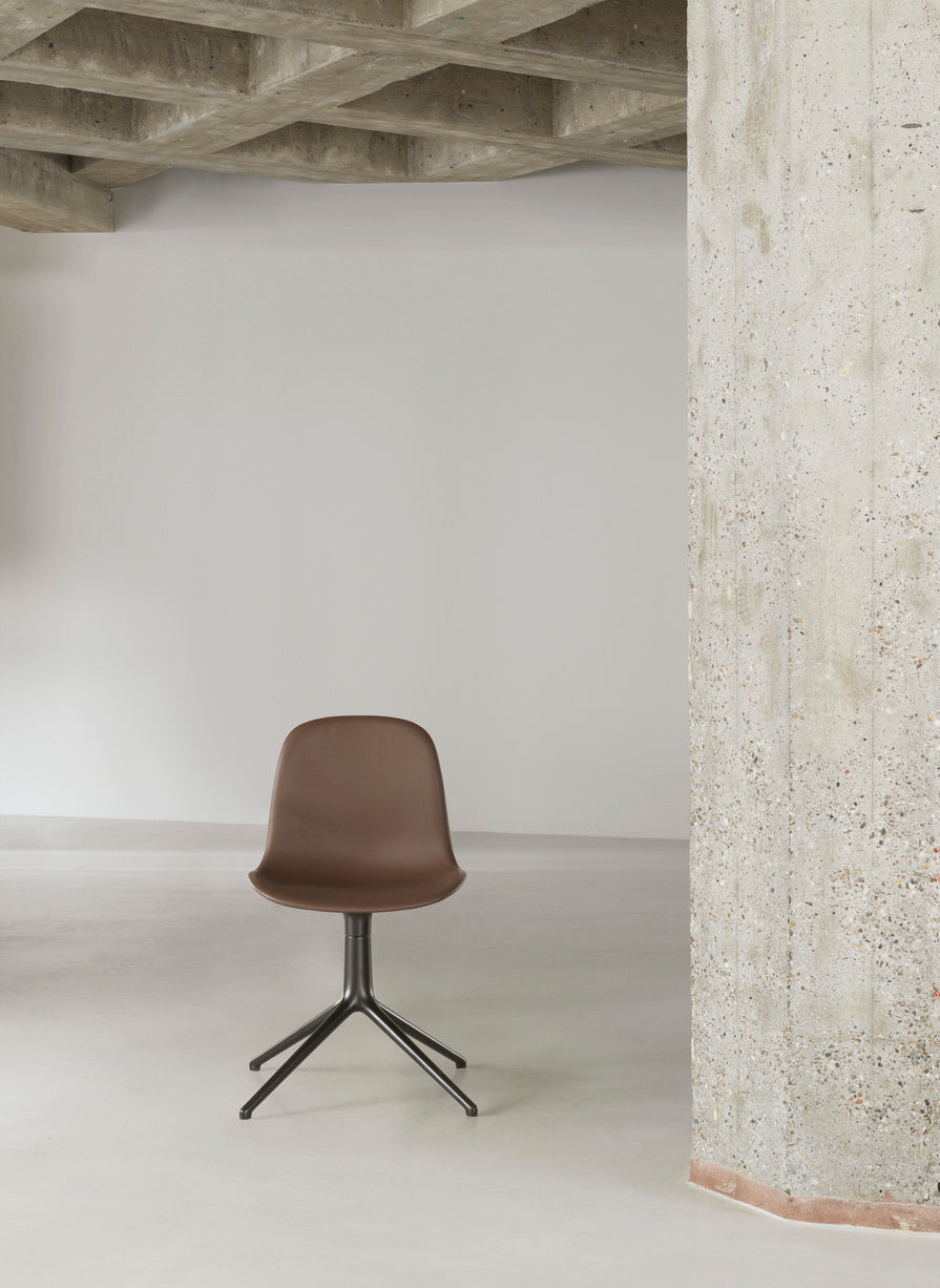 4l brown office chair with an aluminum base