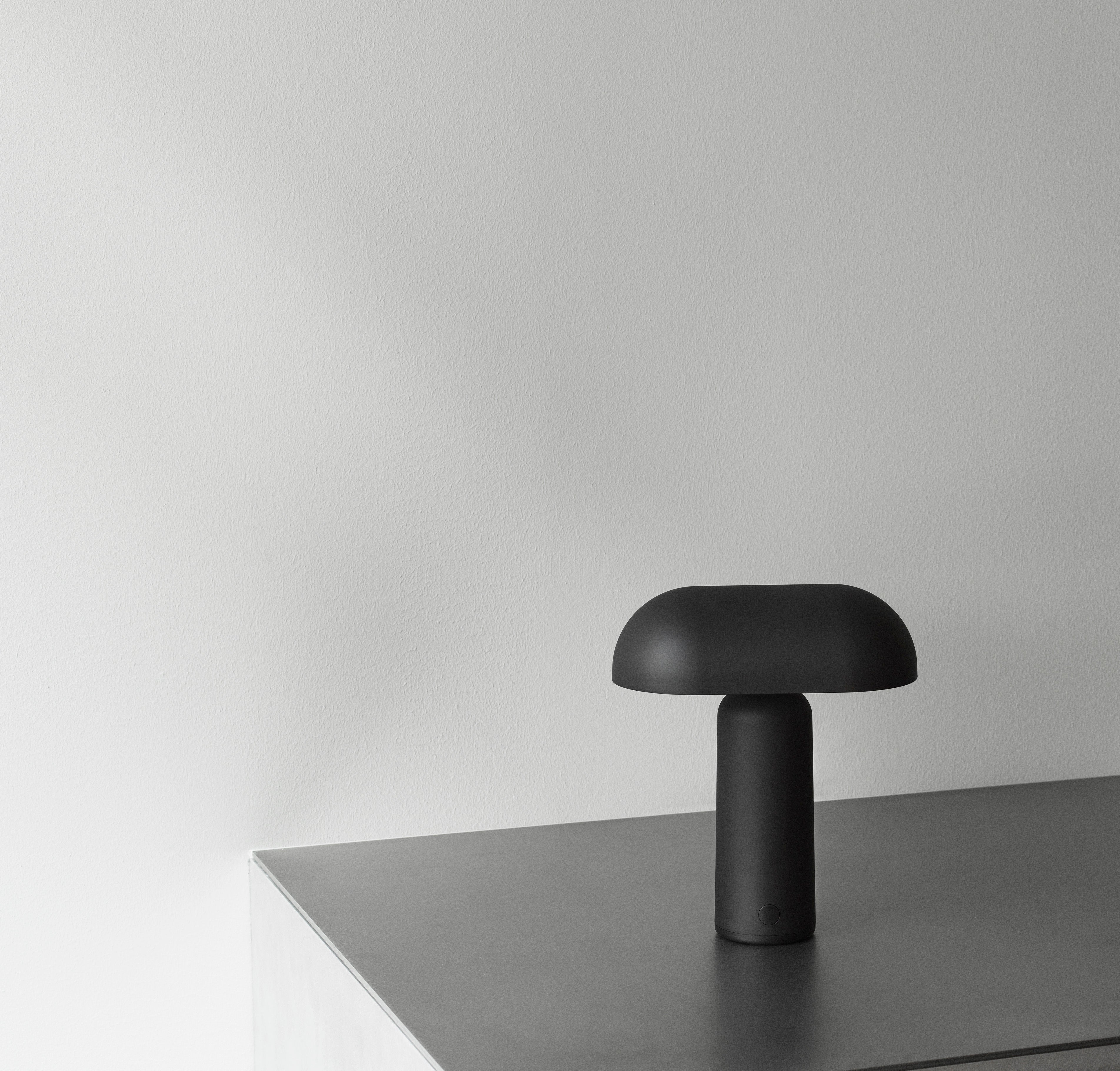 PORTA Tragbare Lampe schwarz