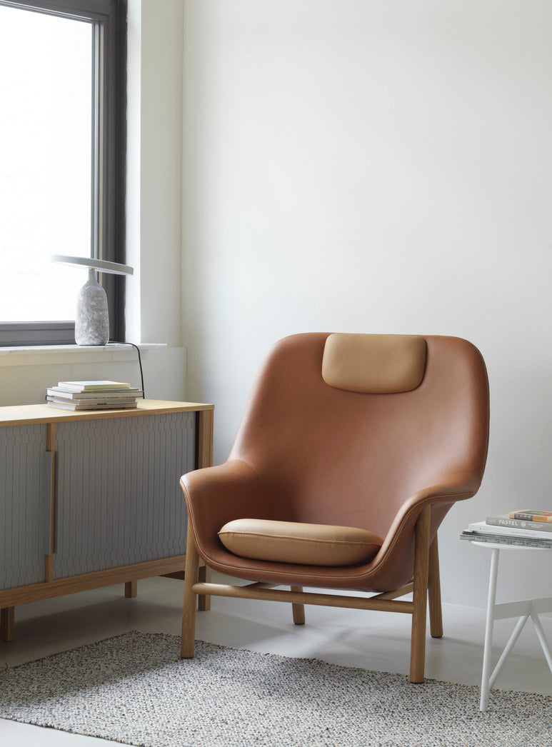 Drape High W. Headrest Drape armchair with an oak base