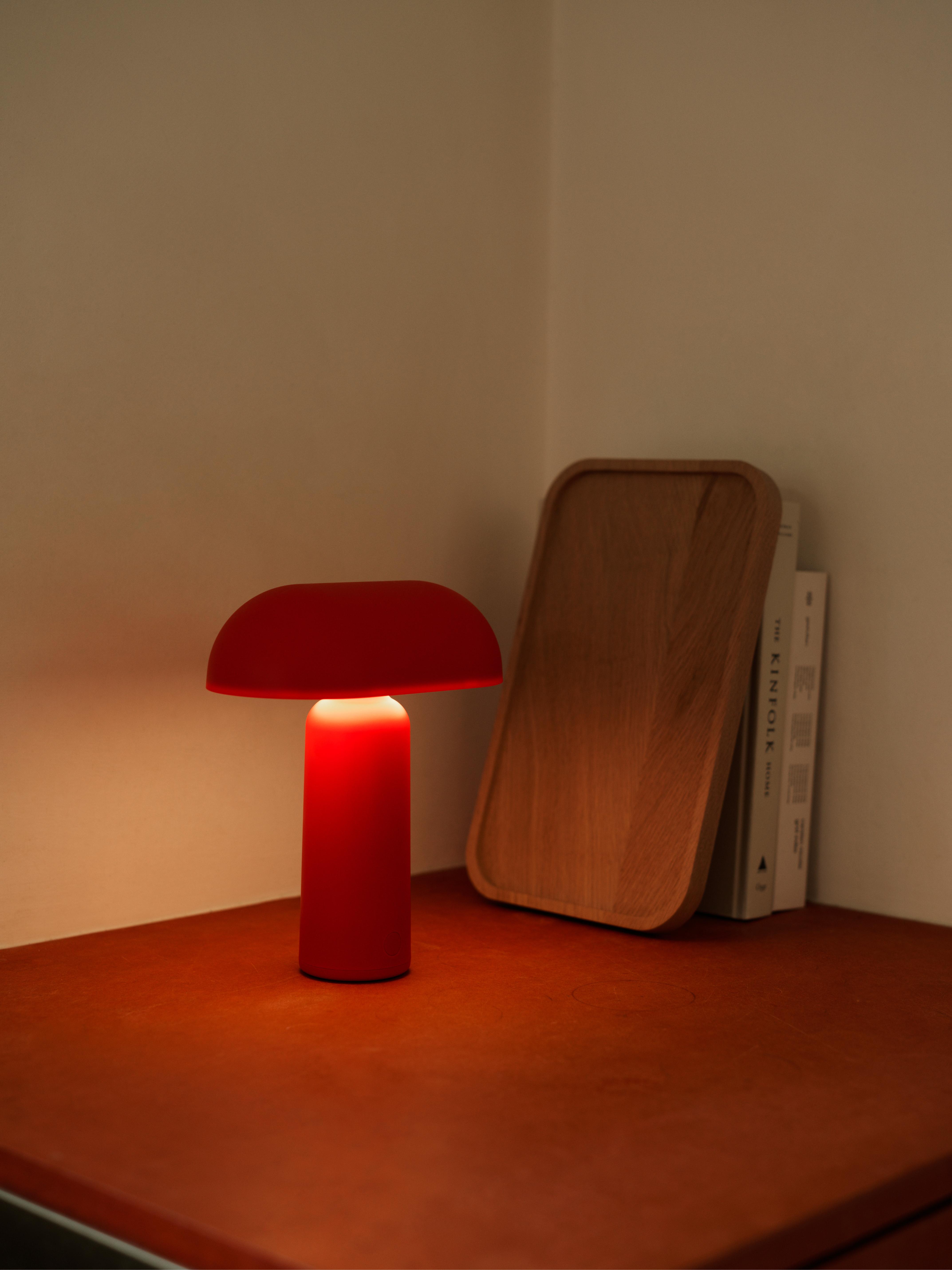 PORTA portable lamp red