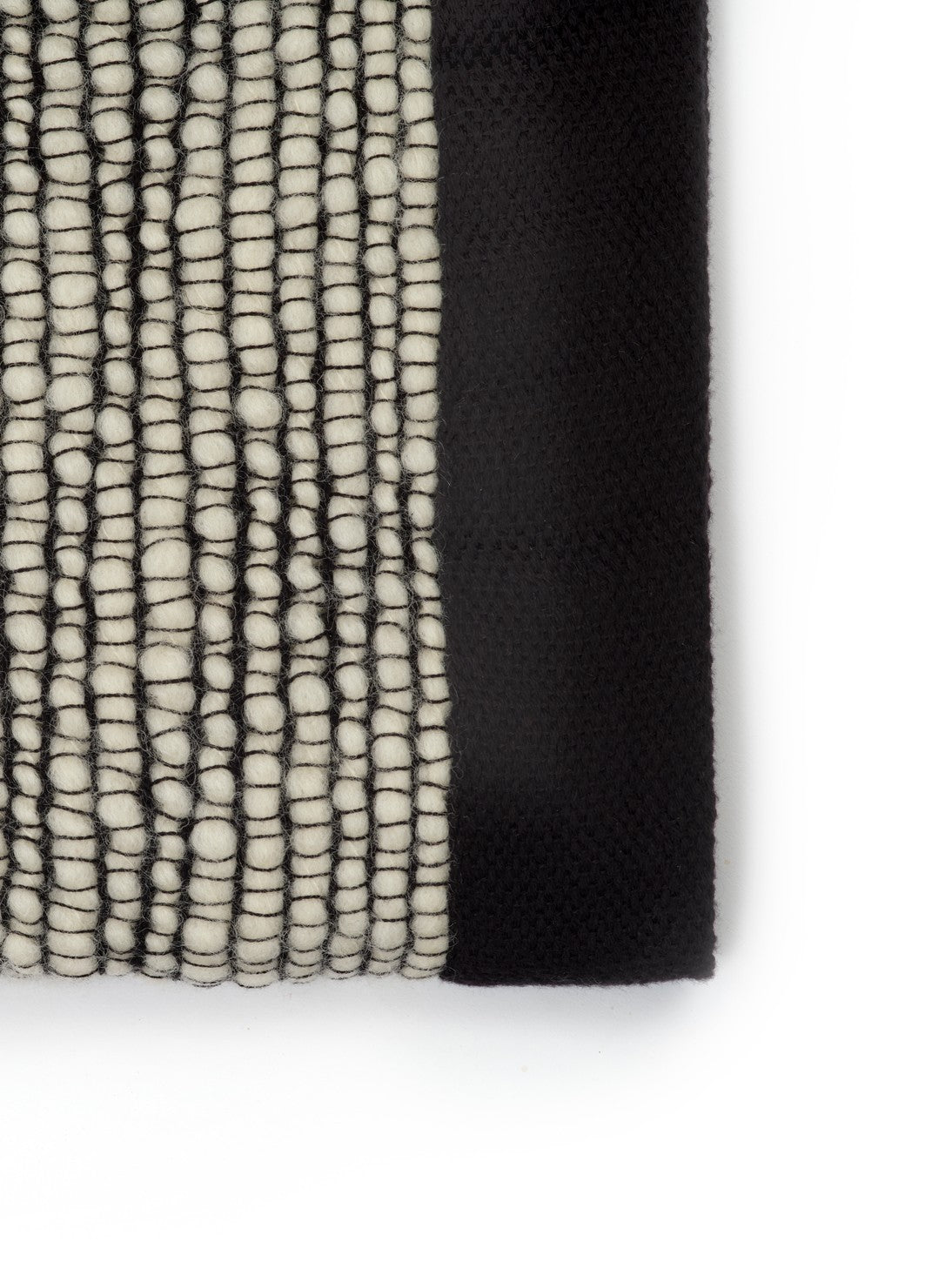 Cream THREAD blanket with black