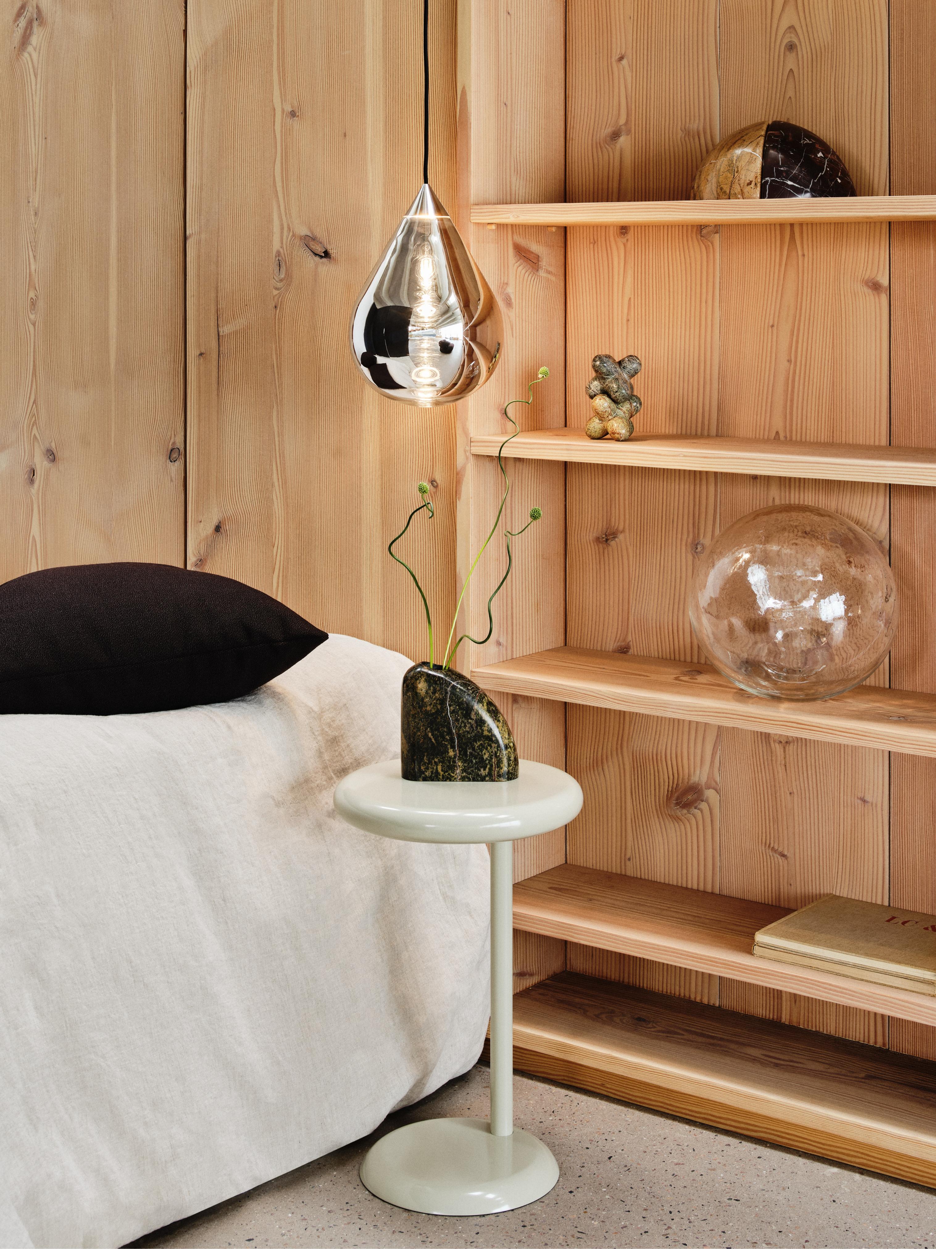 FLARE BEAD Pendant Lamp with Silver Shade