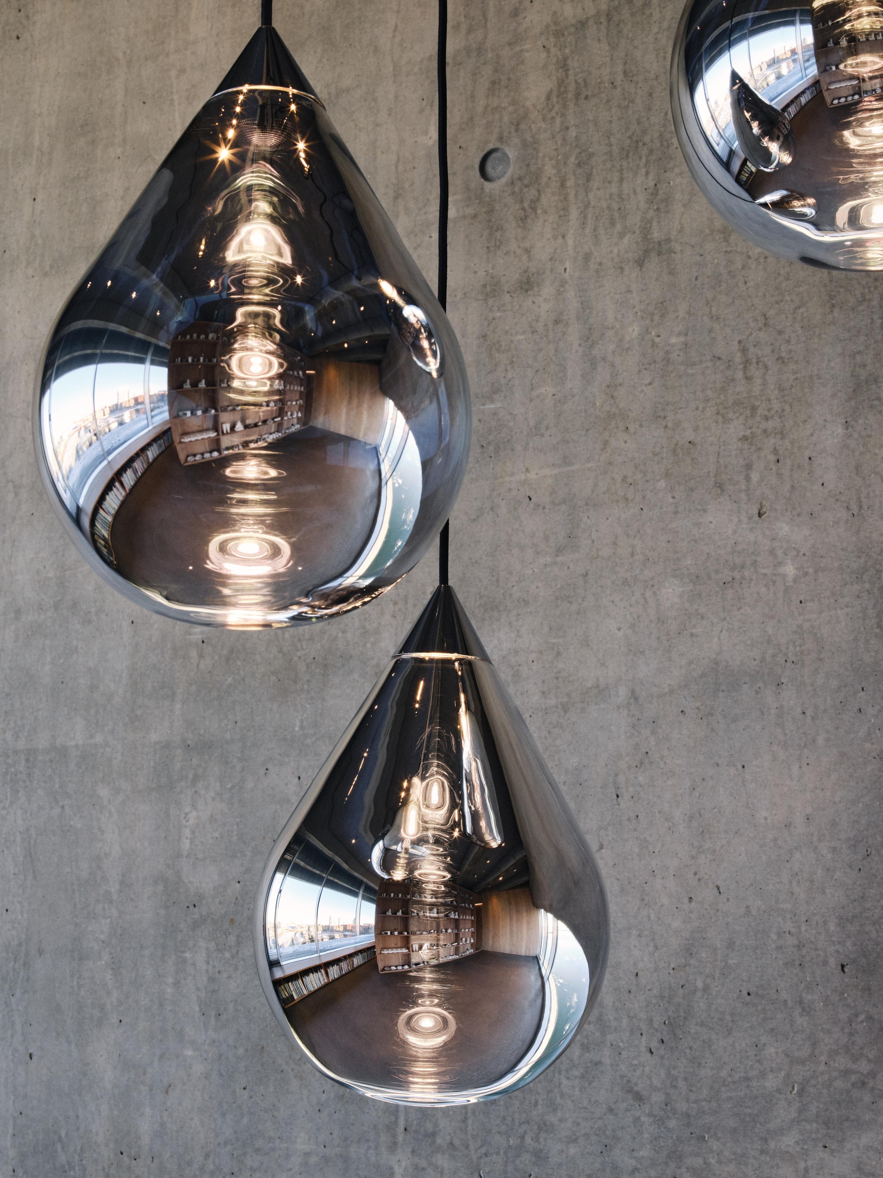 FLARE BEAD Pendant Lamp with Silver Shade