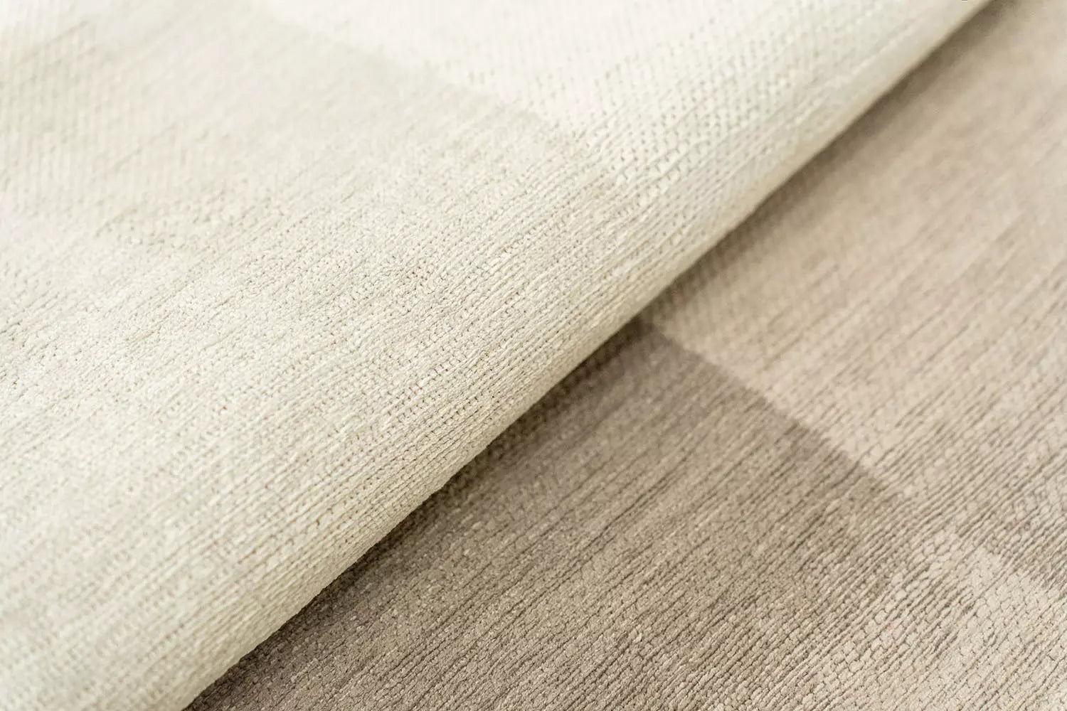 SENDAI Beige Rug with Brown