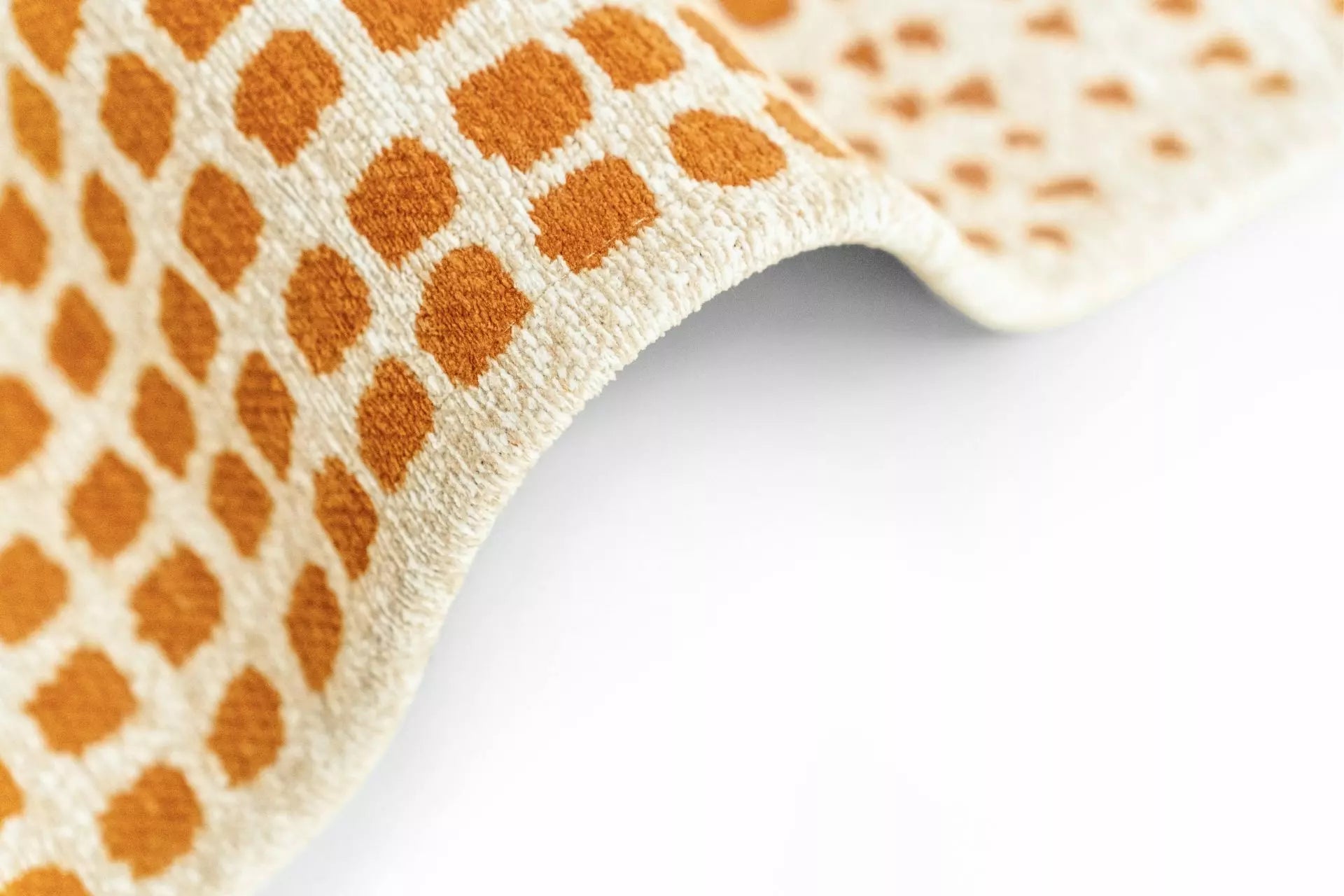 Beige ZEN rug with yellow