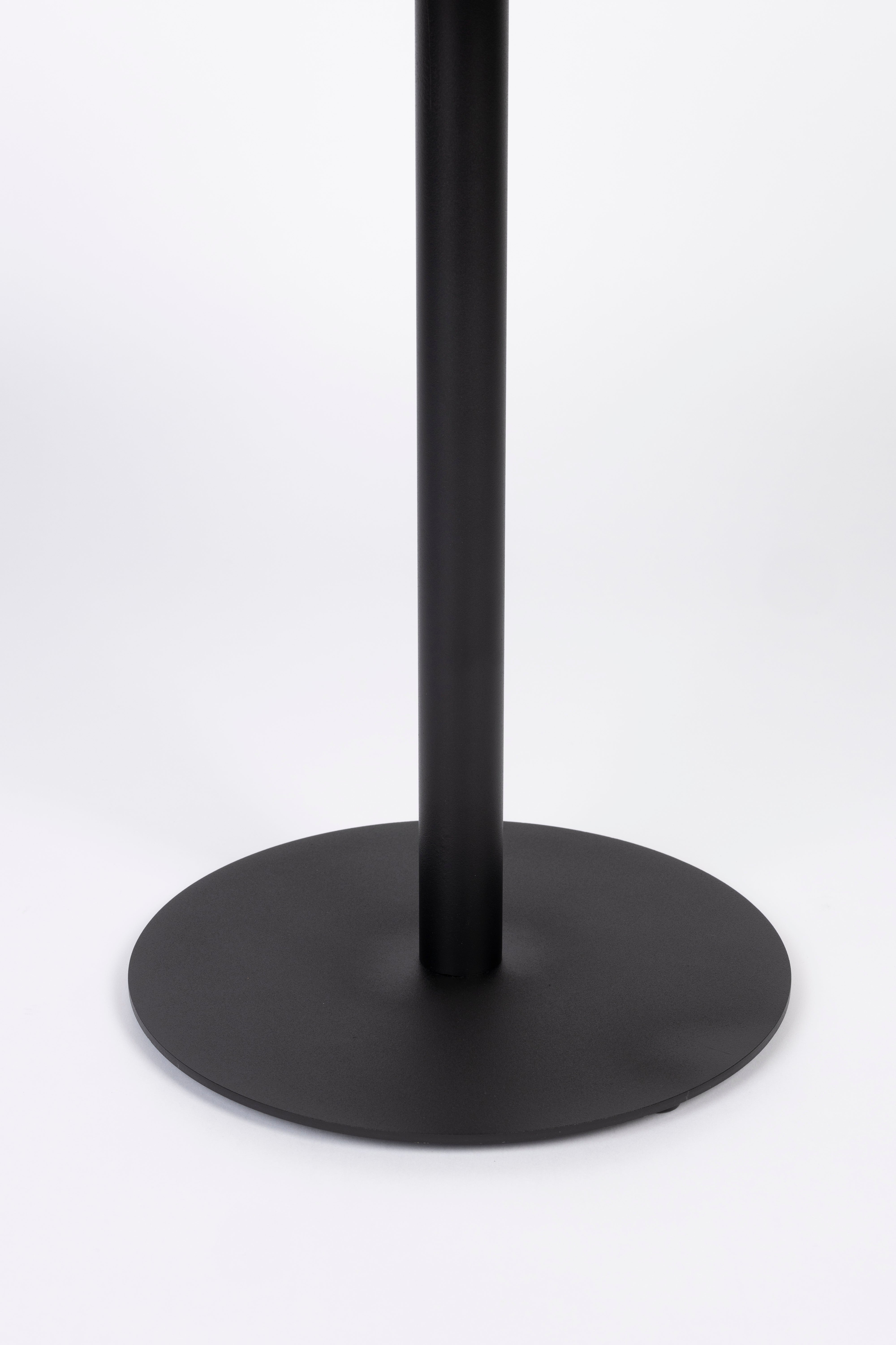 Yuri table oak veneer