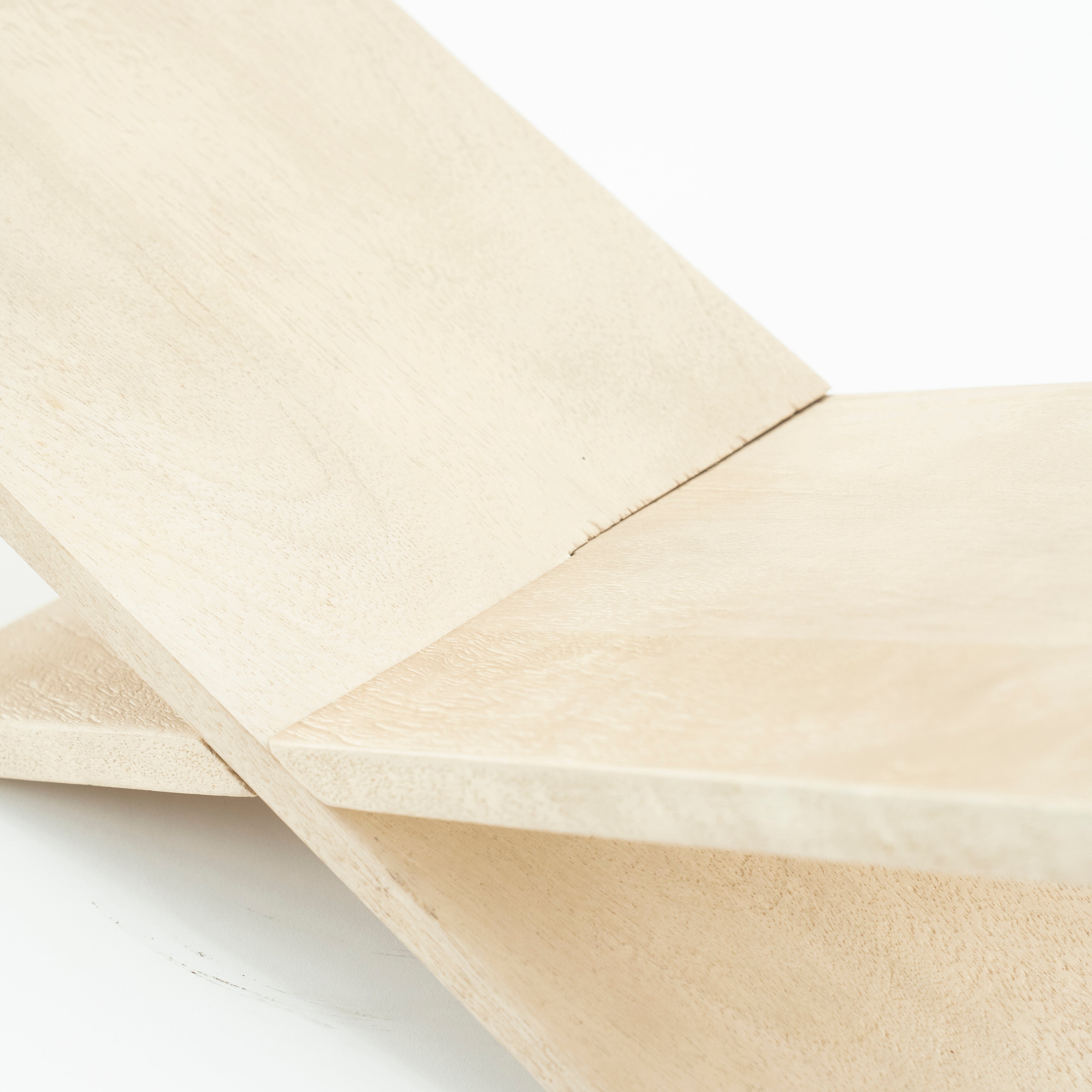 TEE Book Stand Light Mango Wood