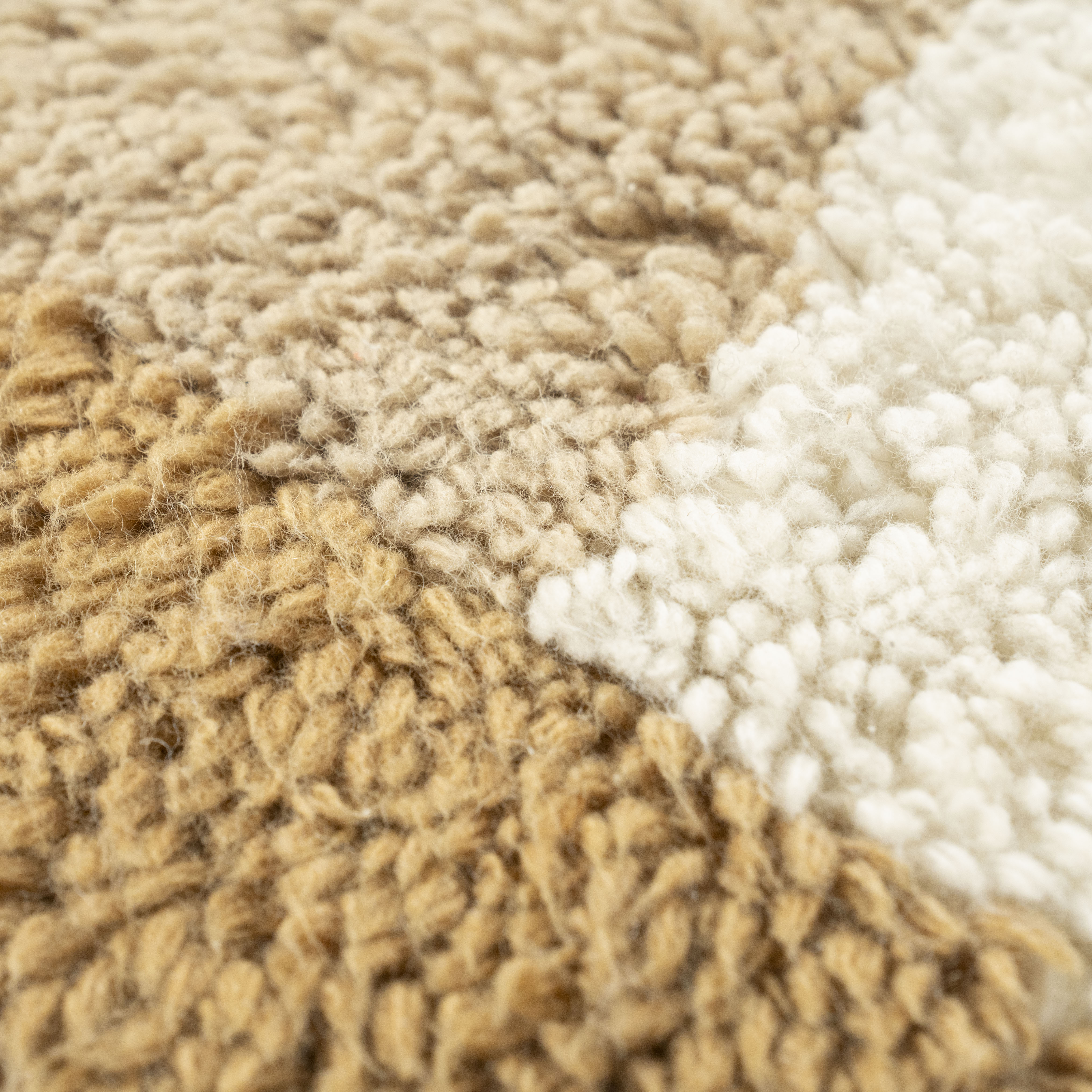 NAVARO brown rug with beige