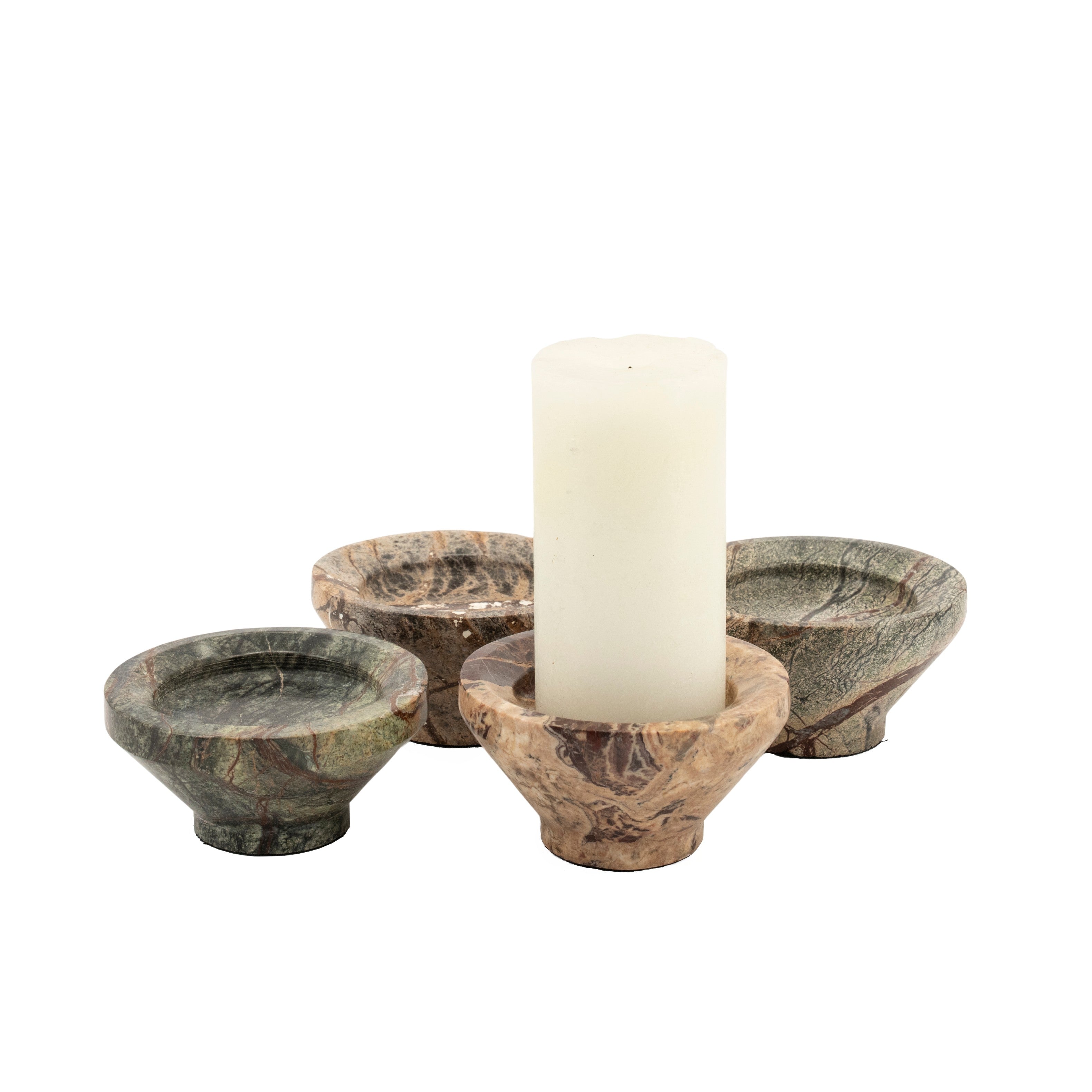 Zestaw świeczników na szerokie świeczki SUMI brązowy marmur