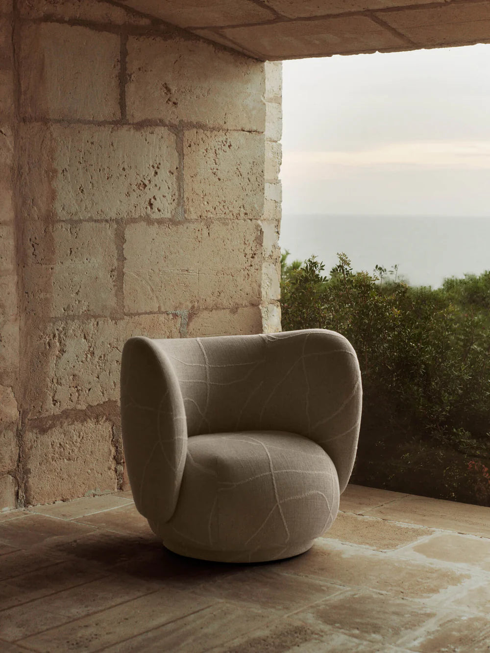 RICO LOUNGE Armchair Can Lis sand