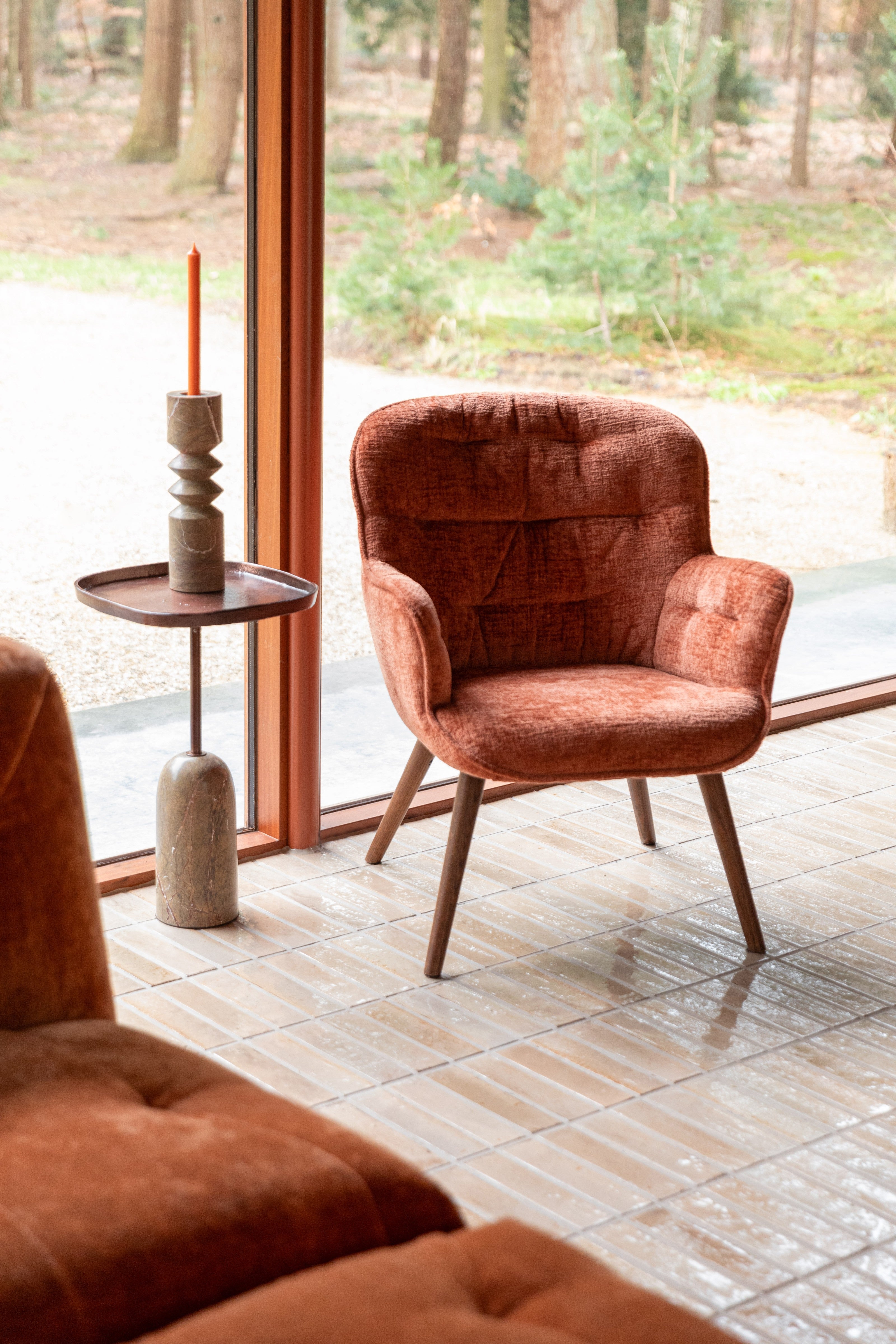 LENN armchair brown velvet with wooden base