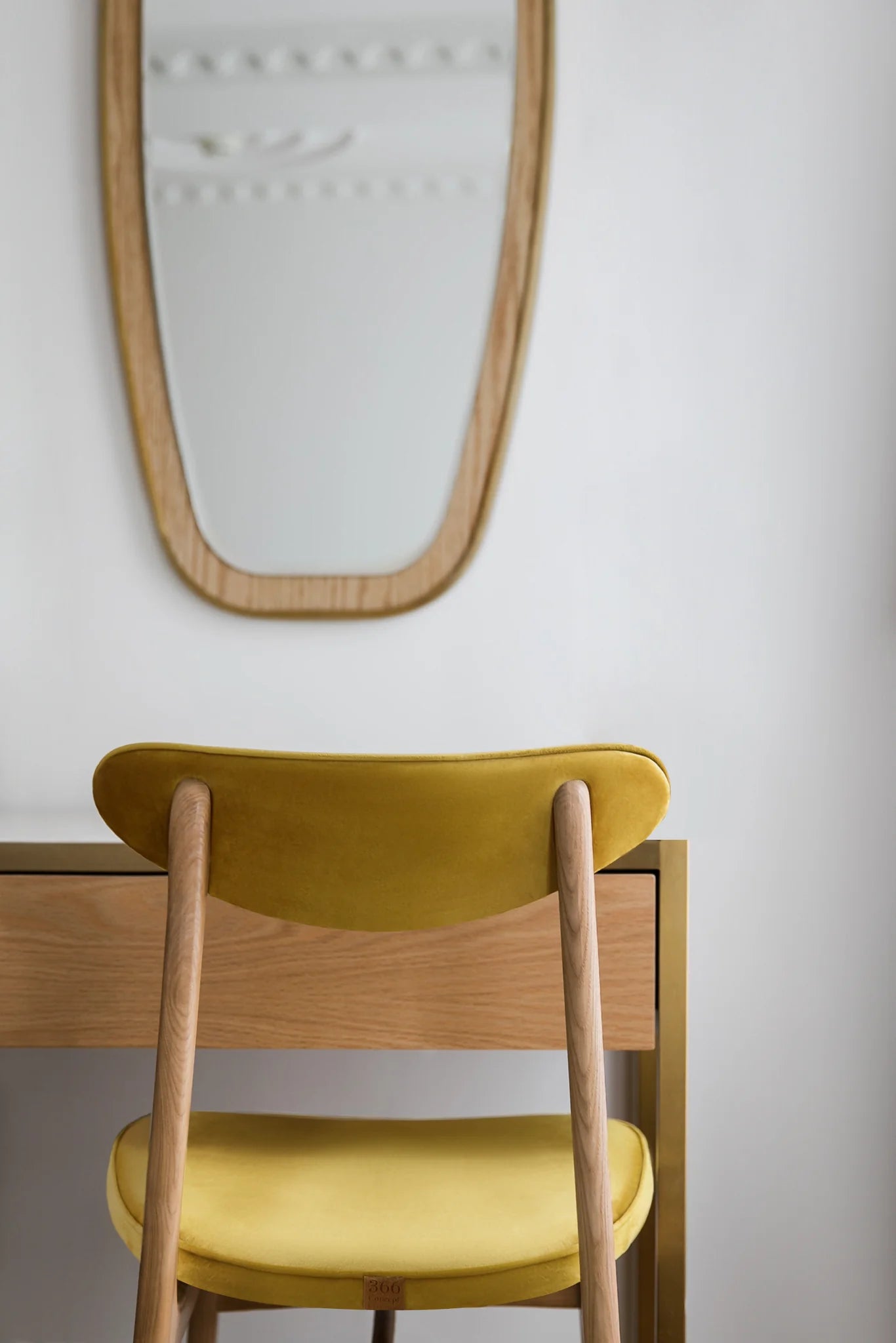 Chair 200-190 yellow in the Shine Velvet Mustard fabric