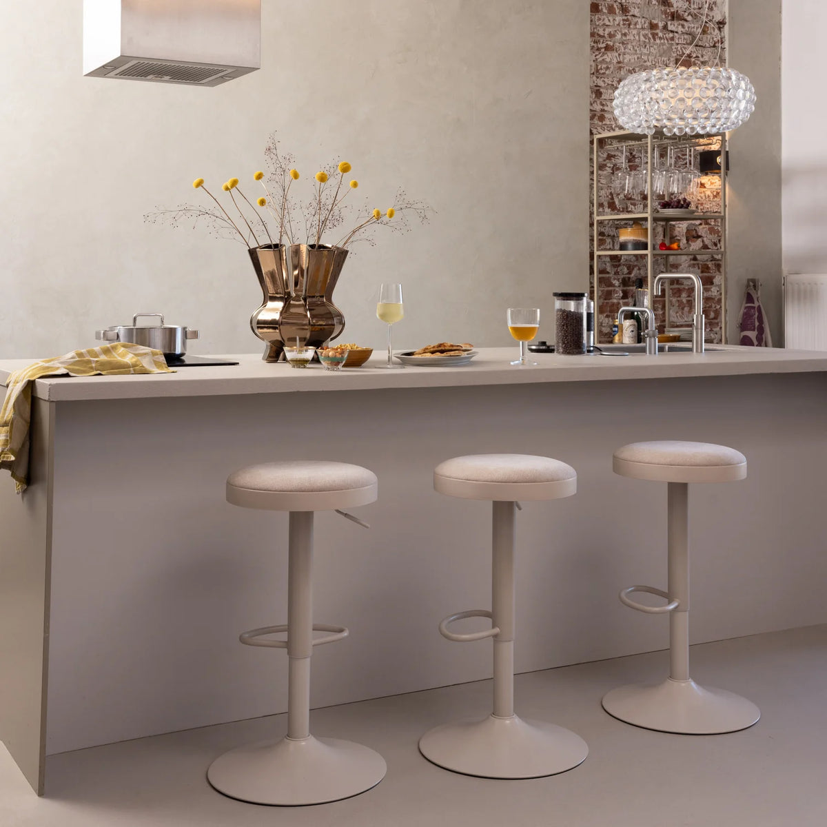 MEVO Adjustable Stool in Sand