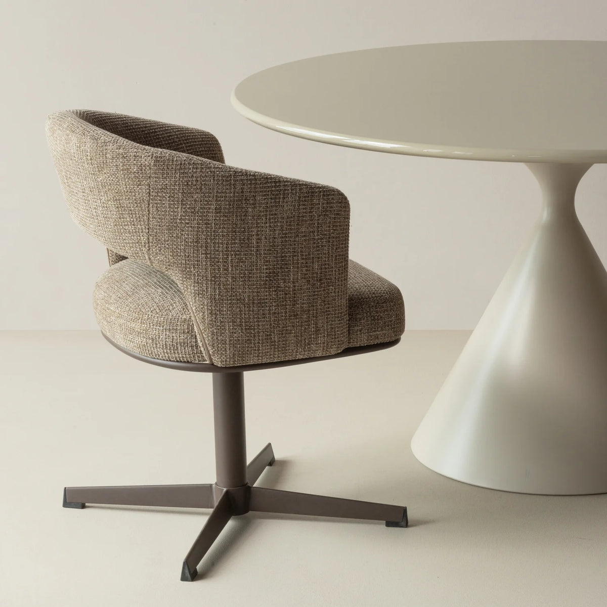 LIBI Swivel Chair Brown Mélange