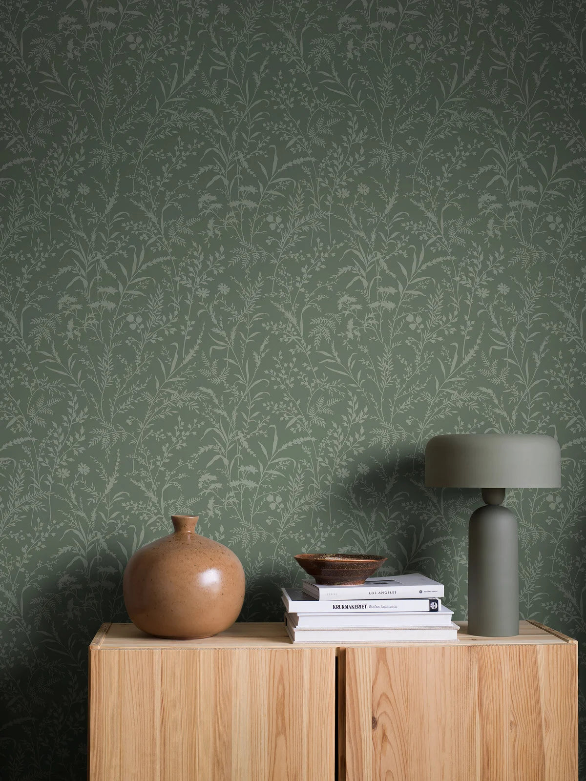 Non-woven paper wallpaper with a floral pattern FLORIAN green
