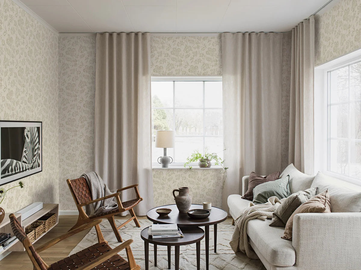 Non-woven paper wallpaper with a floral pattern CORNELIA beige