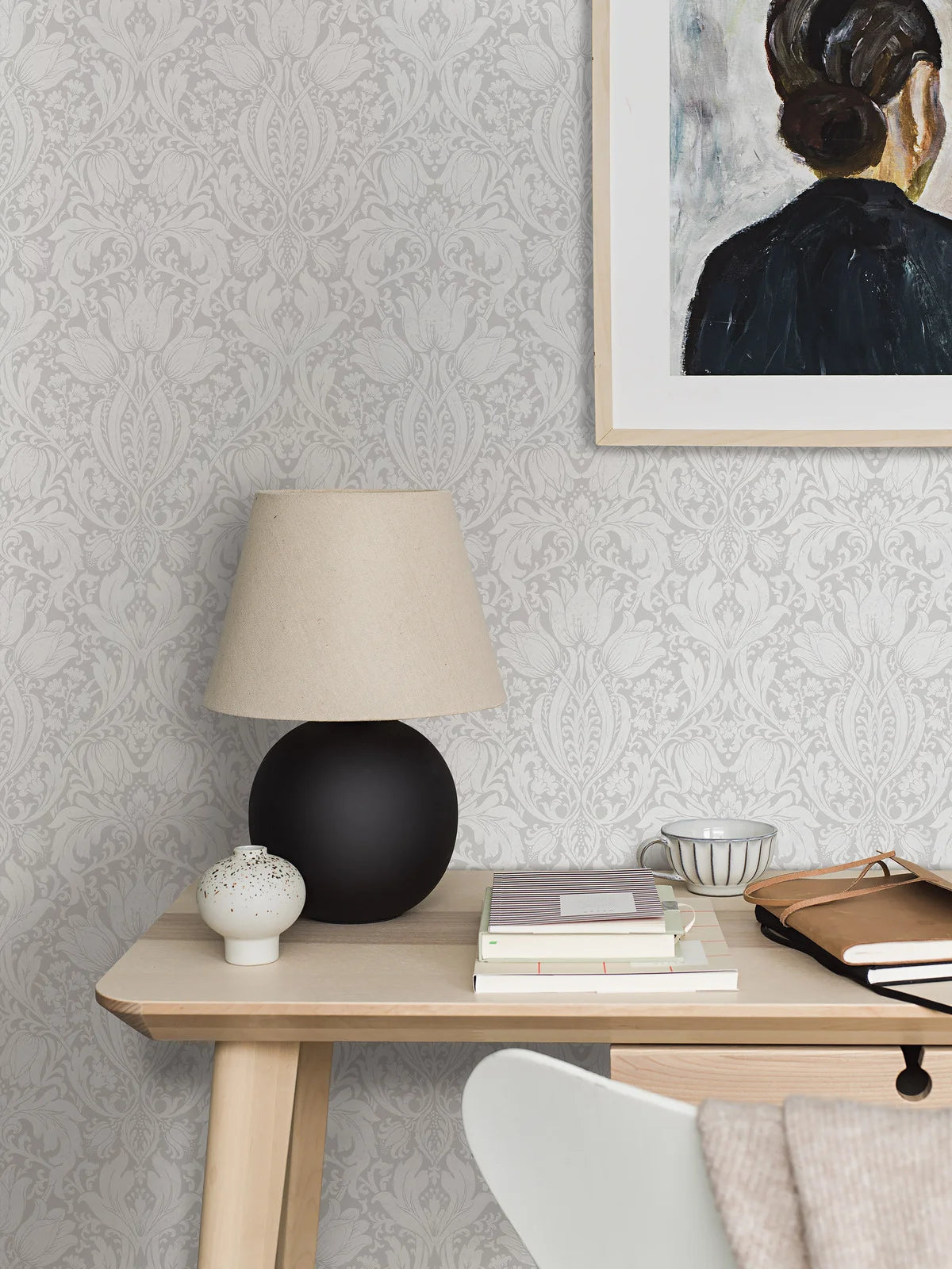 Vlies-Tapete mit pflanzlichem Muster ALBA grau mit Weiß