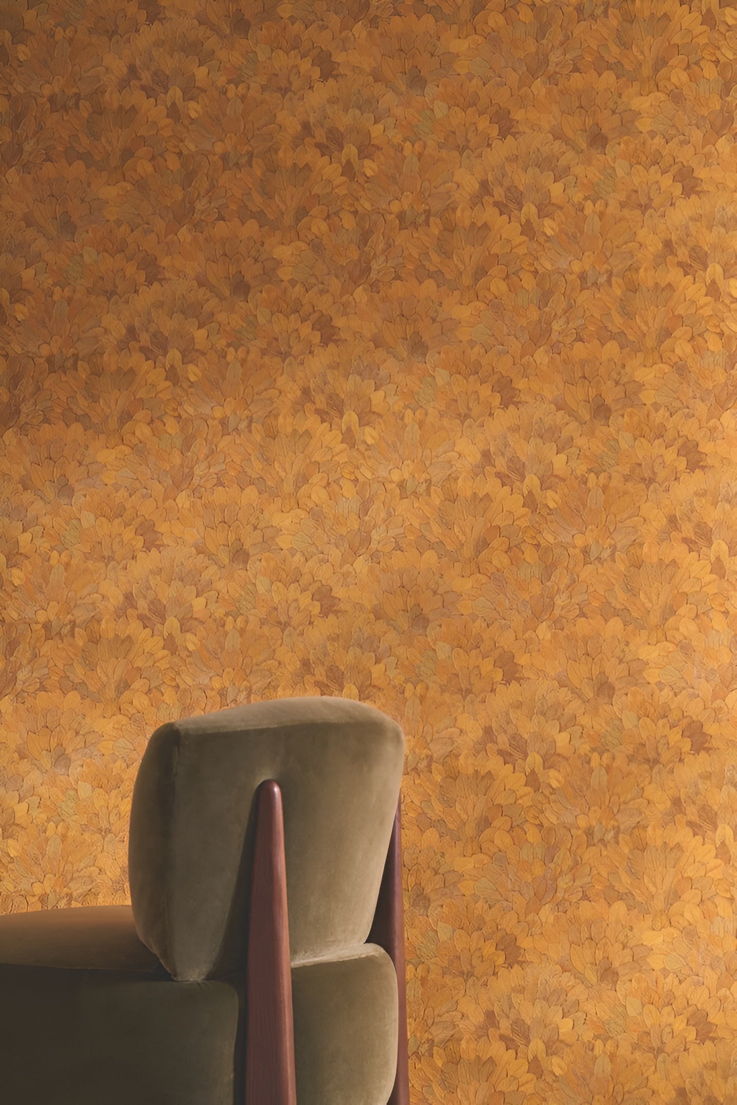 Structural vinyl wallpaper with a plant motif FEIJOA - AMANDE olive