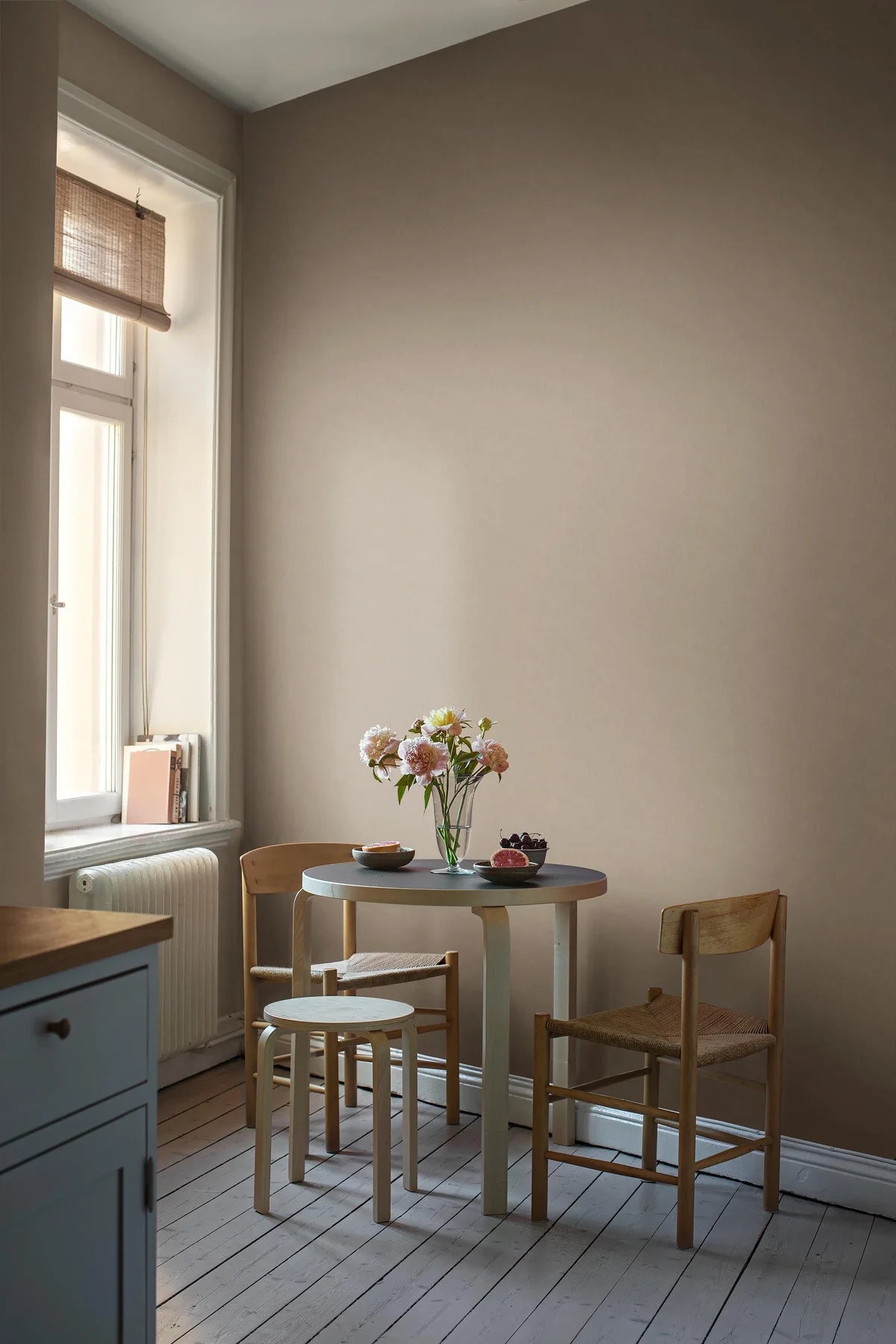 Structural wallpaper imitating linen - GOLDEN LINEN golden beige