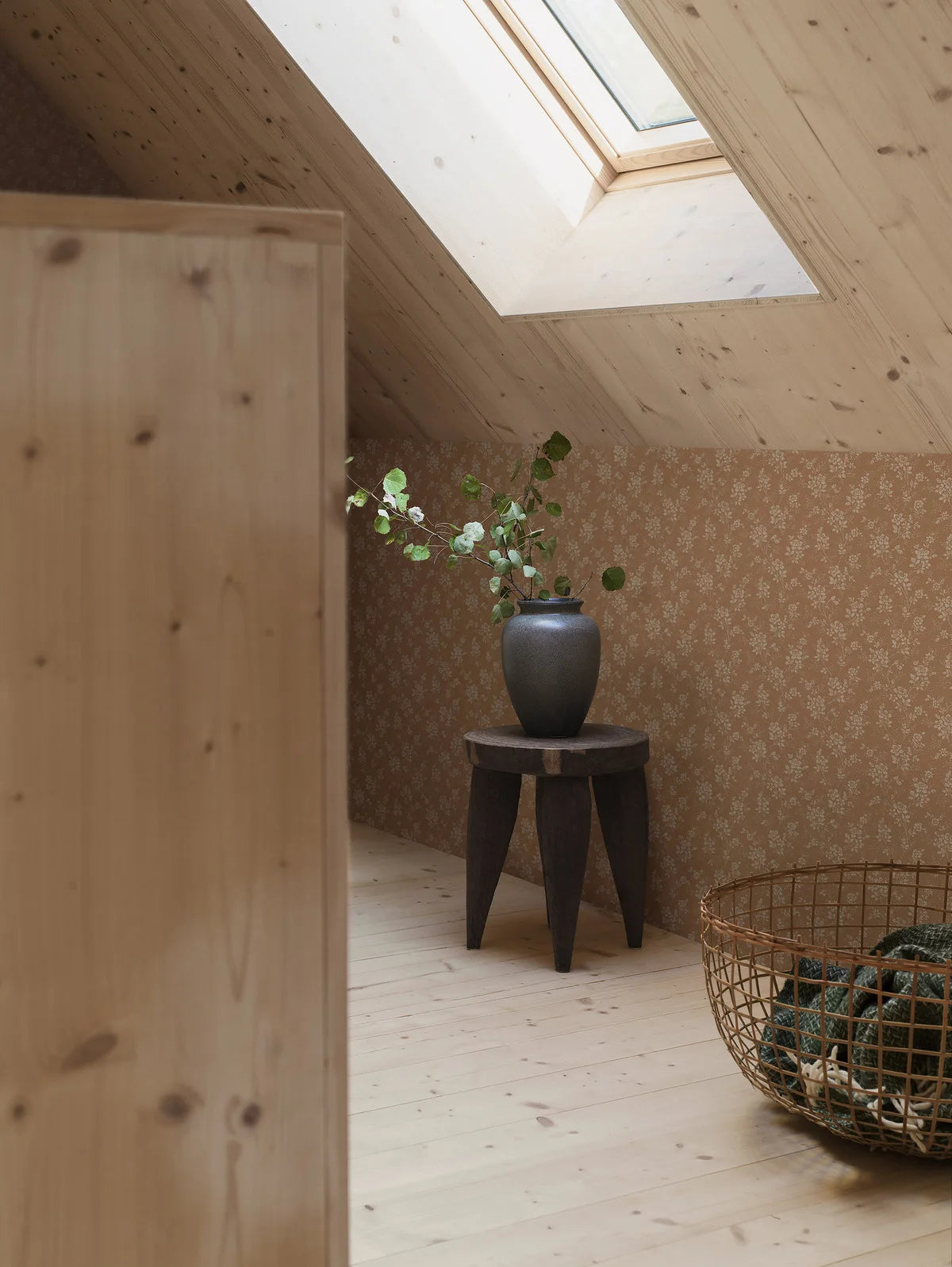 Brown HIP ROSE floral pattern wallpaper with beige